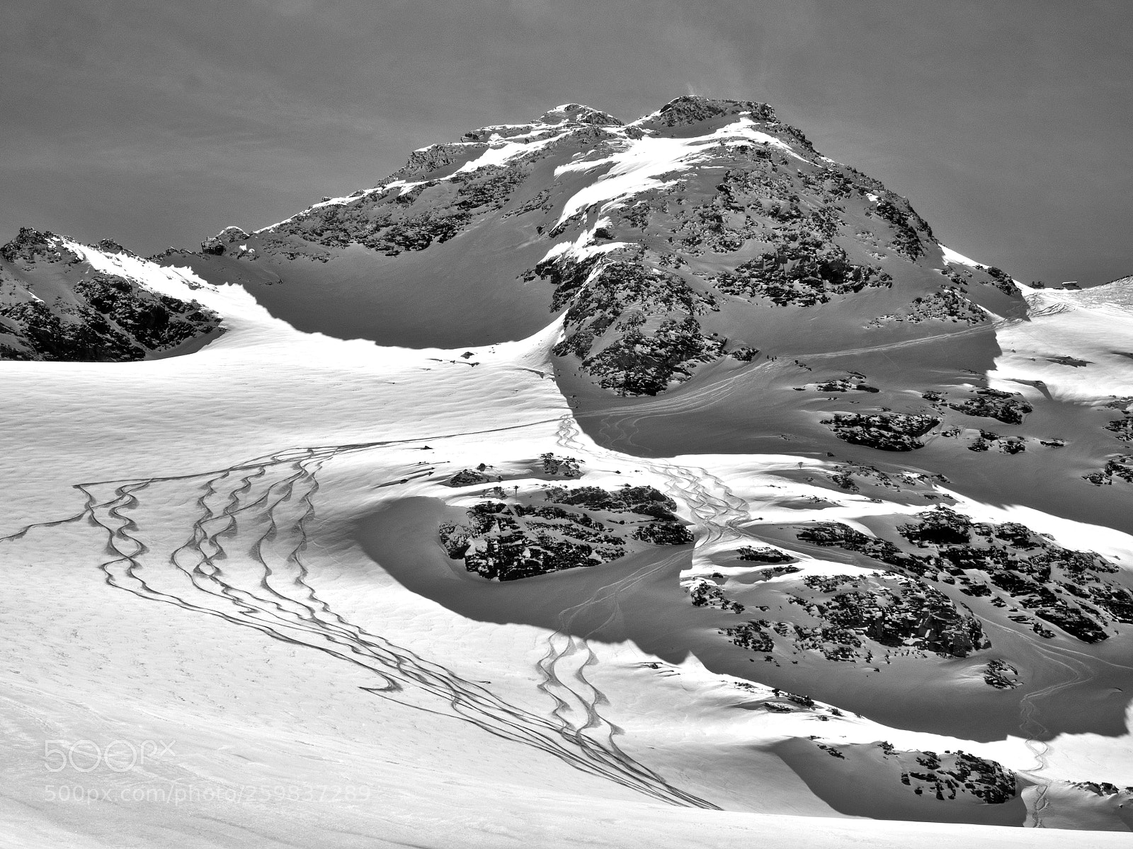 Olympus OM-D E-M1 sample photo. Ski tracks in a photography