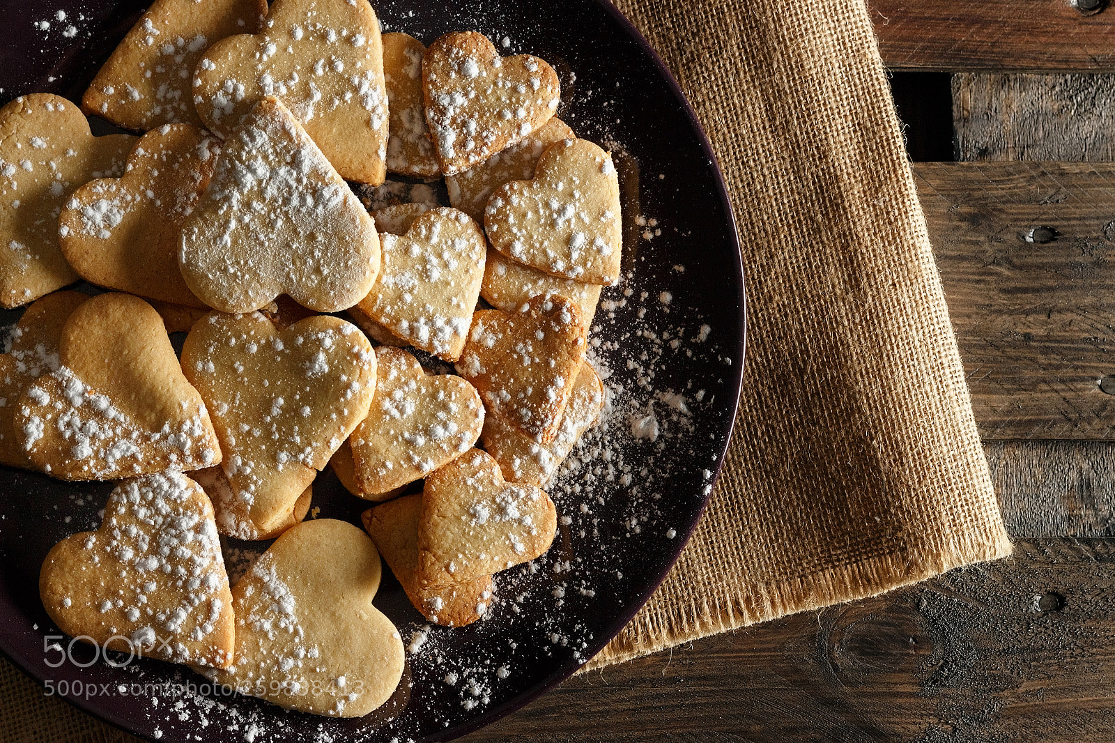 Canon EOS 700D (EOS Rebel T5i / EOS Kiss X7i) sample photo. Home-made heart-shaped cookies. photography