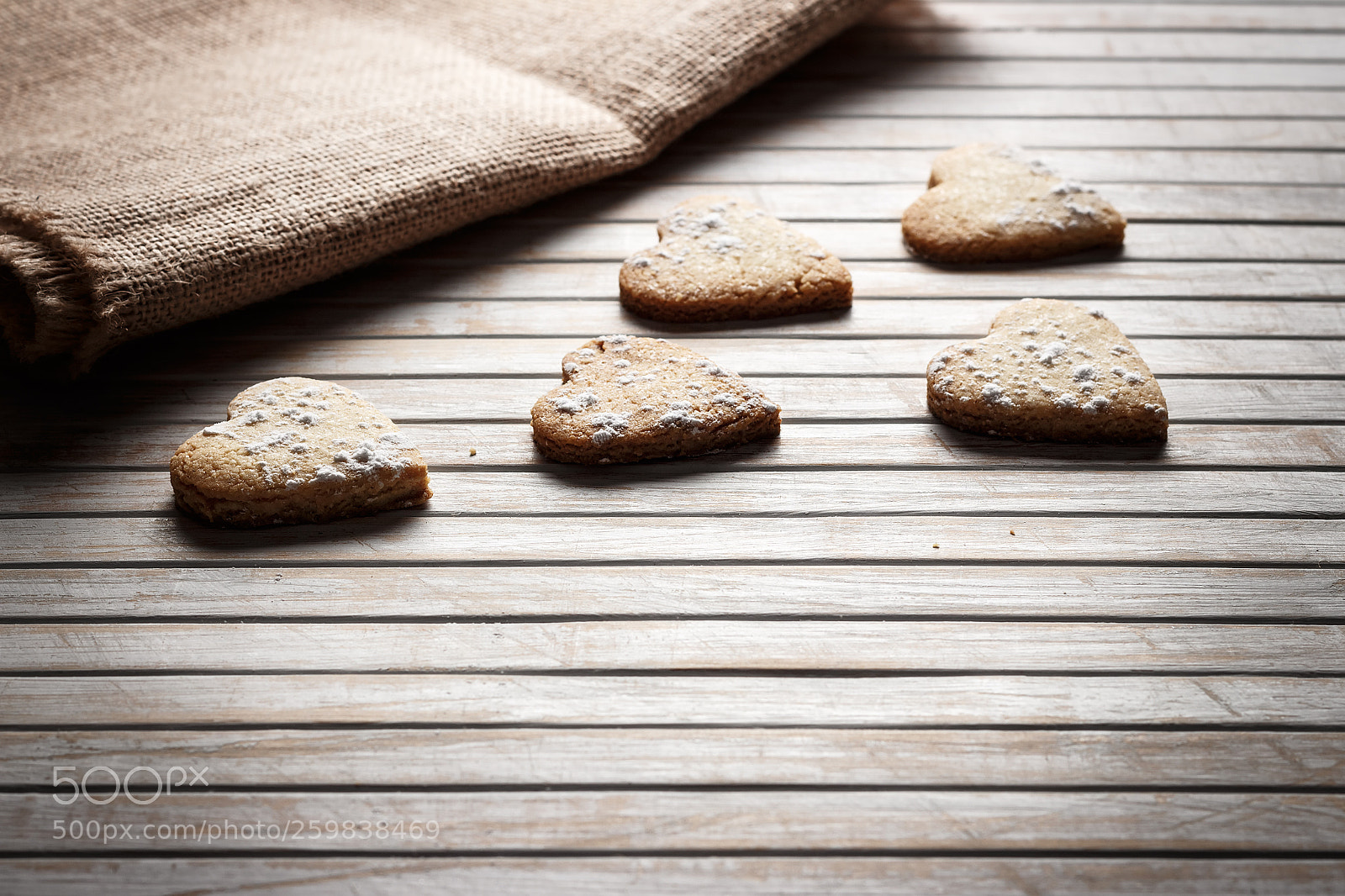 Canon EOS 700D (EOS Rebel T5i / EOS Kiss X7i) sample photo. Home-made heart-shaped cookies. photography