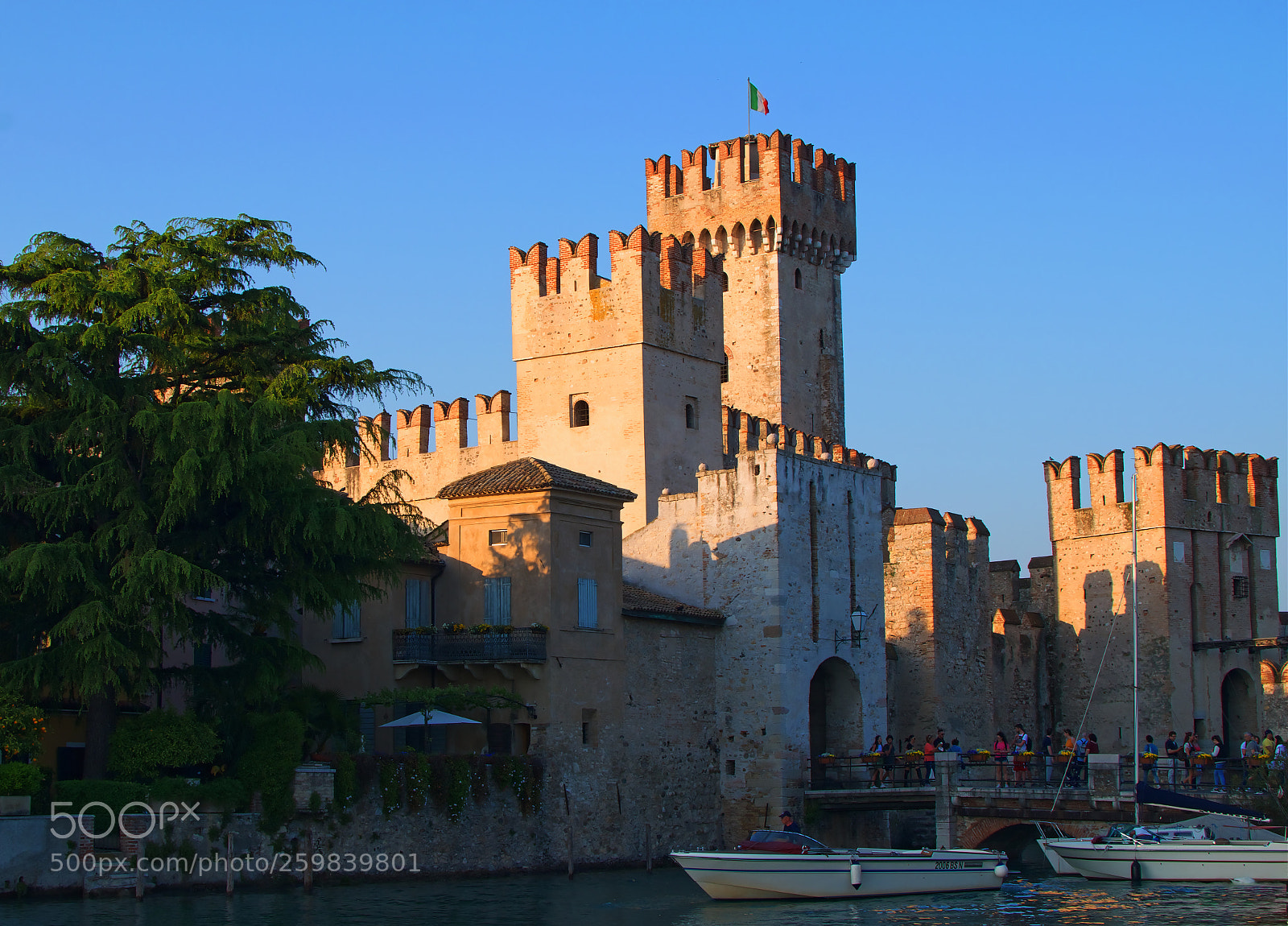 Nikon D5300 sample photo. Sirmione castle photography