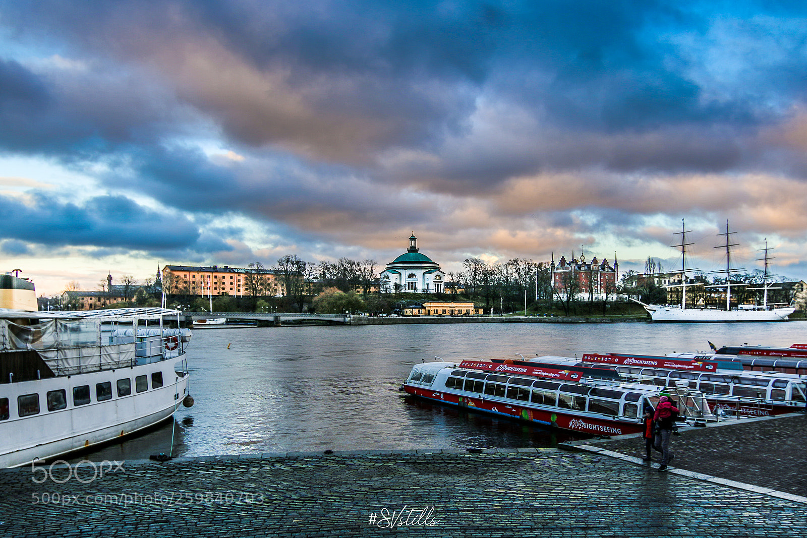 Canon EOS 70D sample photo. Stockholm clouds photography