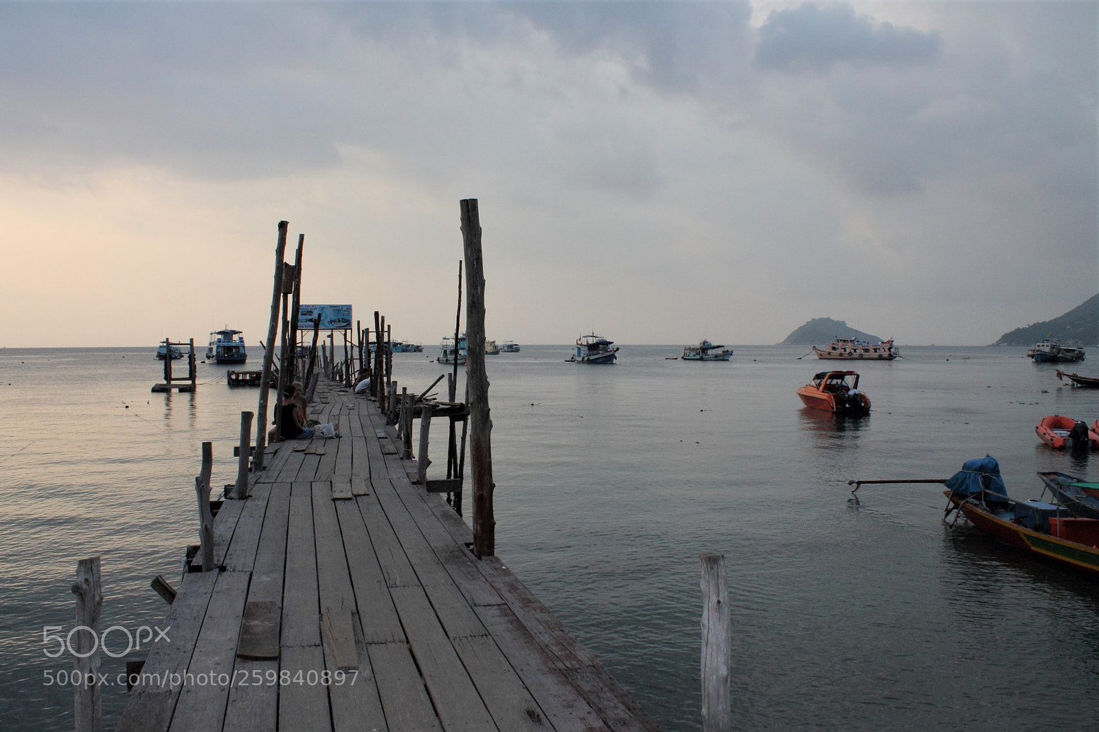 Canon EOS 1100D (EOS Rebel T3 / EOS Kiss X50) sample photo. The pier on ko photography