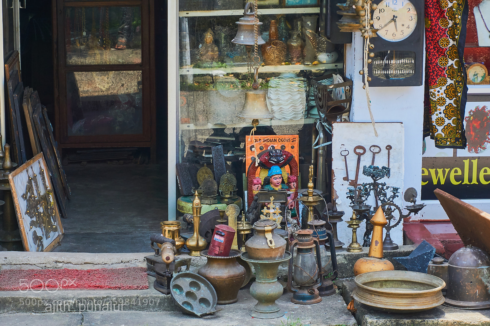 Sony a6000 sample photo. Antique shop photography