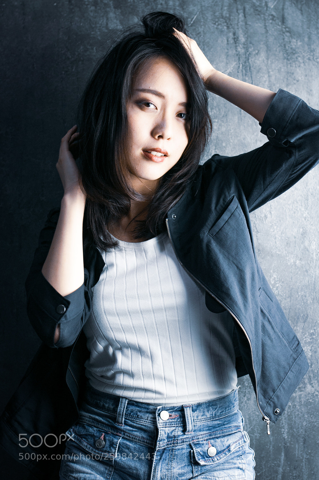 Canon EOS 70D sample photo. She is photography