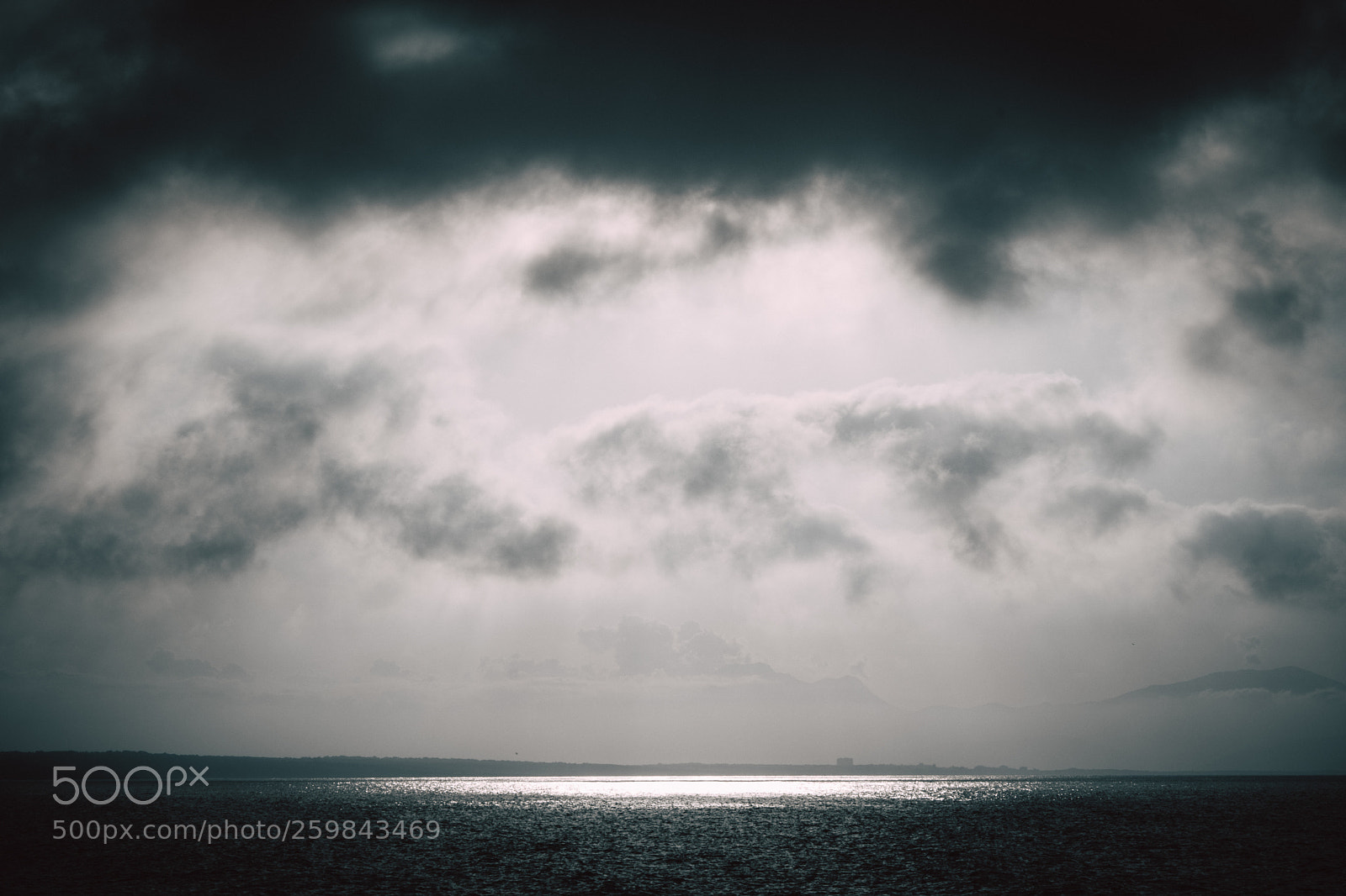 Fujifilm X-T20 sample photo. Dark clouds photography