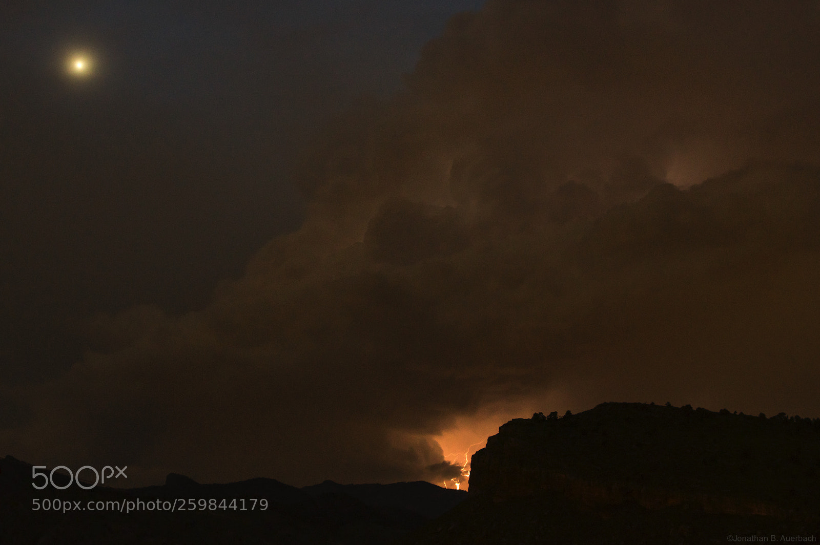 Pentax K-3 sample photo. Venus thunderstorm photography