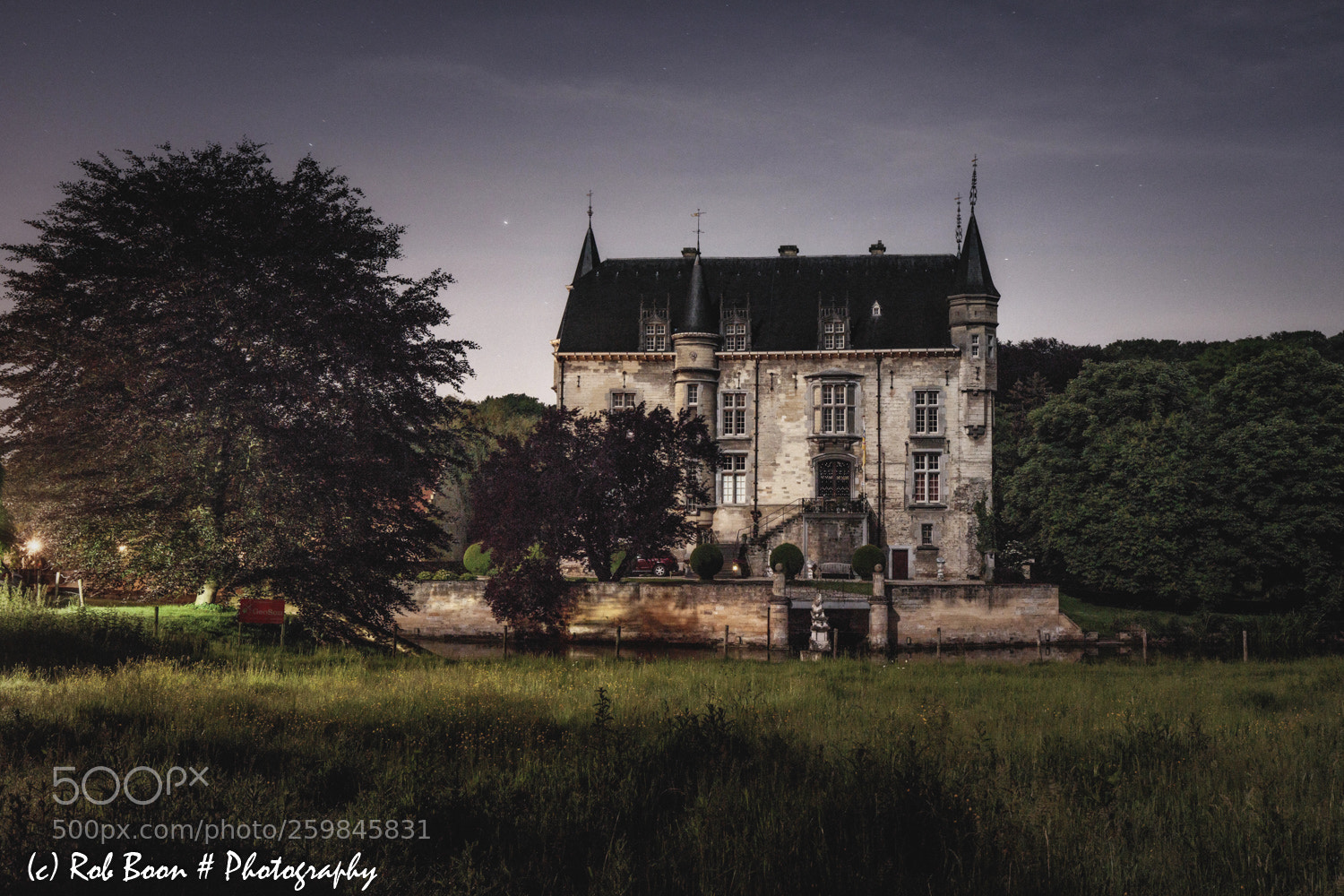 Canon EOS 5DS sample photo. Castle schaloen @ night 3 photography