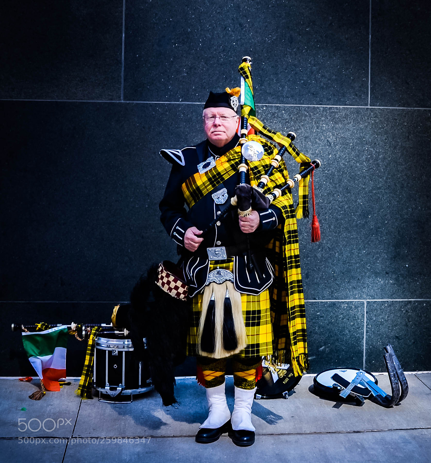 Nikon D7000 sample photo. The bagpiper photography