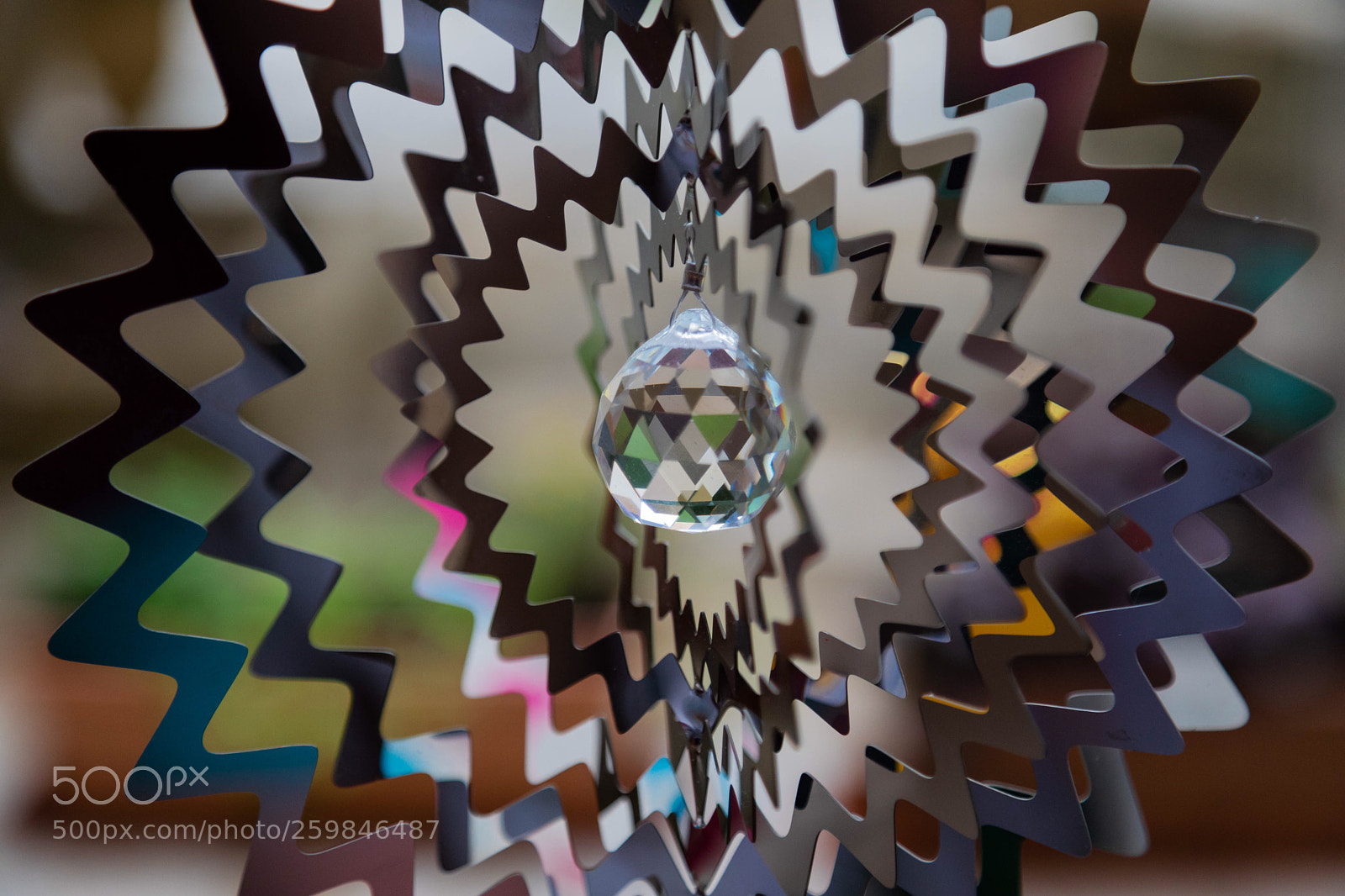 Canon EOS 5D Mark IV sample photo. Colour spikes photography