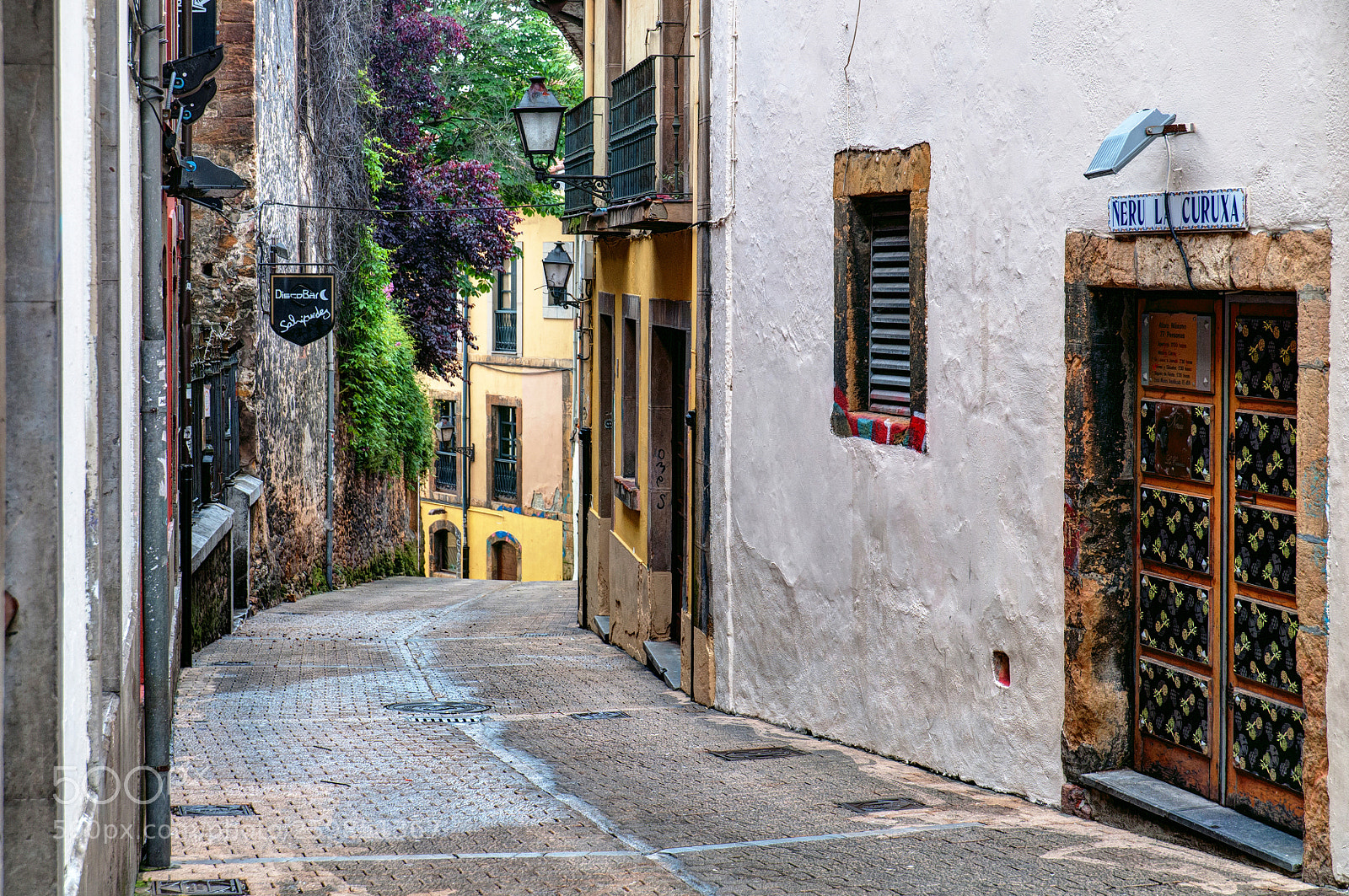 Nikon D300 sample photo. La calle salsipuedes de photography