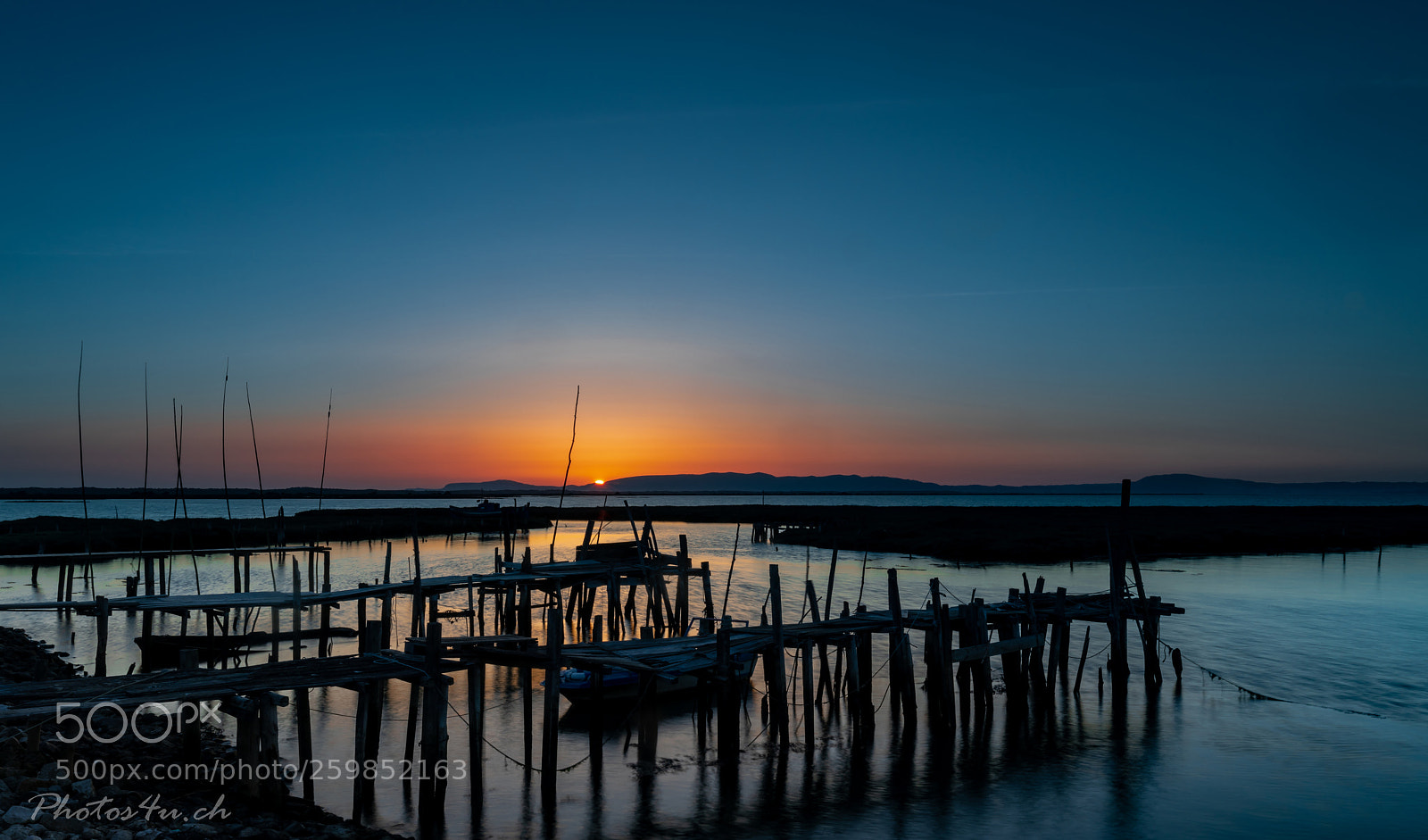 Canon EOS 5D Mark IV sample photo. Cais palafitico da carrasqueira photography