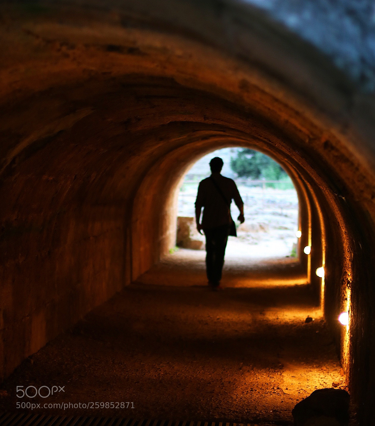 Canon EOS 750D (EOS Rebel T6i / EOS Kiss X8i) sample photo. Medieval tunnel photography