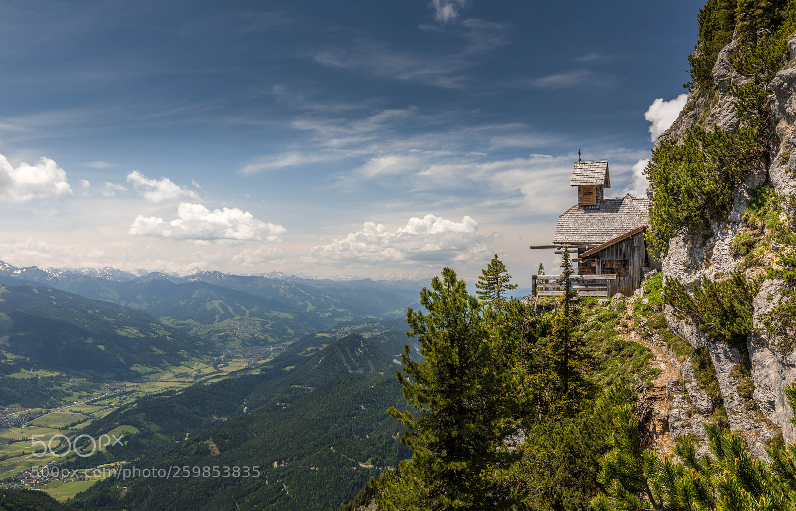 Canon EOS 5D Mark IV sample photo. Friedenskircherl photography