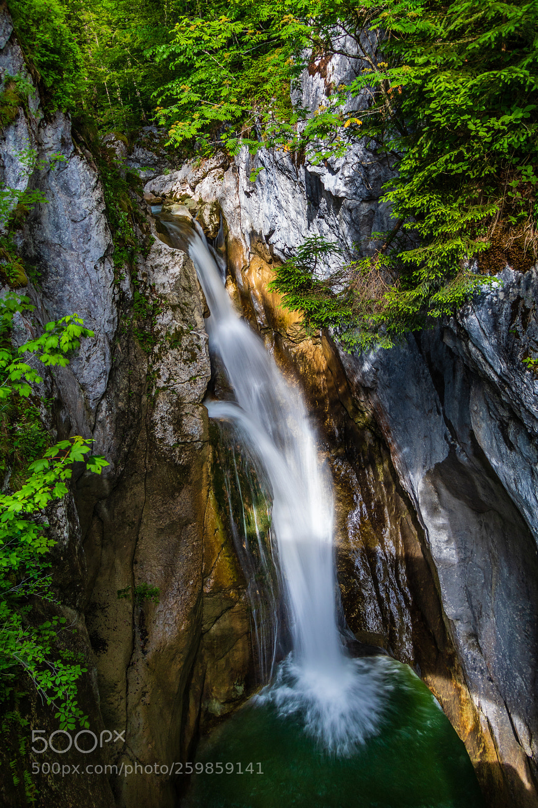 Canon EOS 750D (EOS Rebel T6i / EOS Kiss X8i) sample photo. Tatzlwurm-wasserfall photography