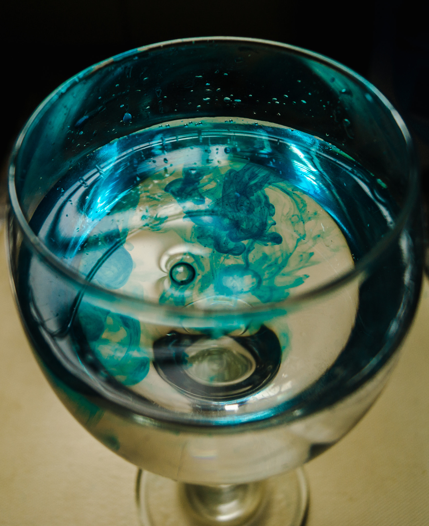 Sony Alpha DSLR-A290 sample photo. Blue water photography