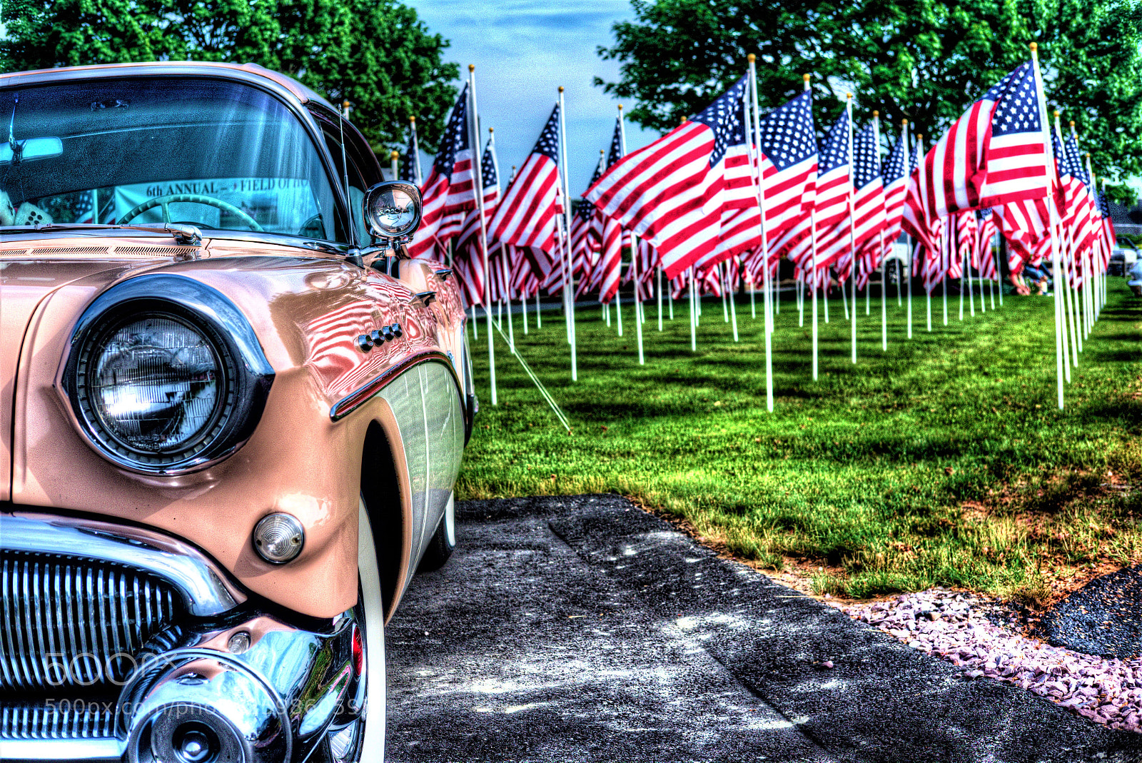 Fujifilm X-T10 sample photo. Flags n car! photography
