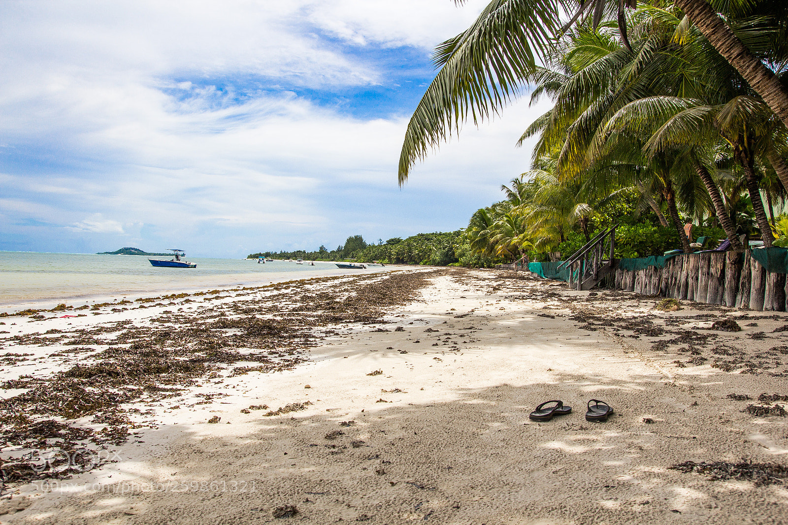 Canon EOS 60D sample photo. Flip flops photography