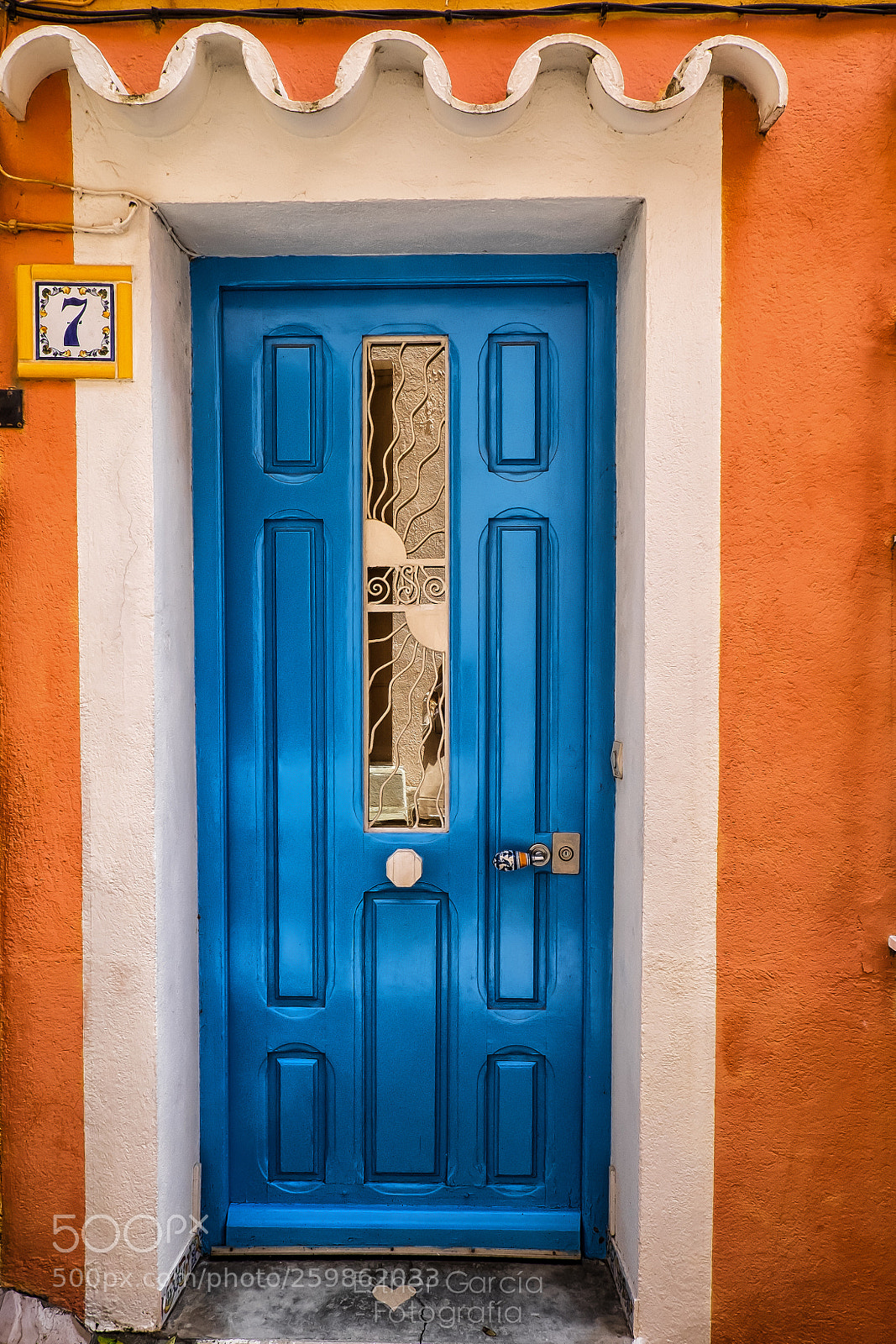 Fujifilm X-T1 sample photo. Door no. 7 love photography