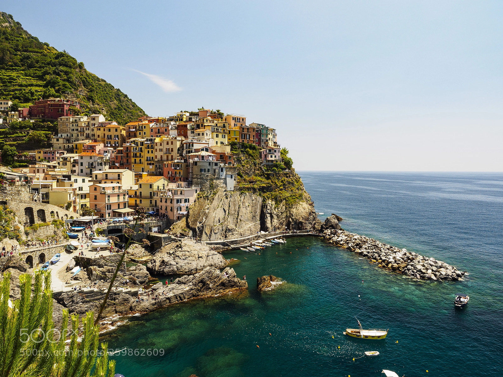Olympus OM-D E-M10 II sample photo. Manarola photography