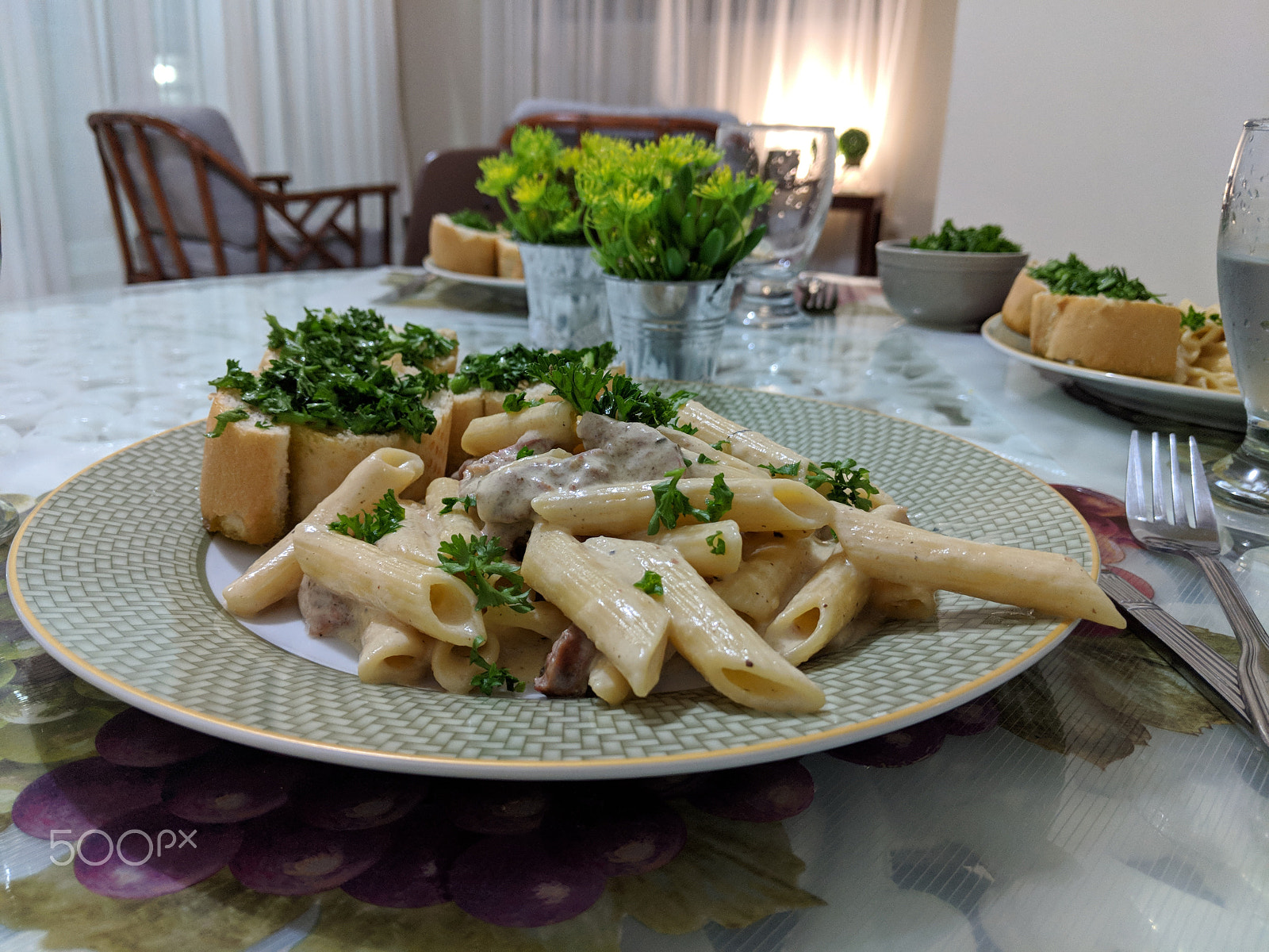 Google Pixel 2 XL sample photo. Pasta night photography