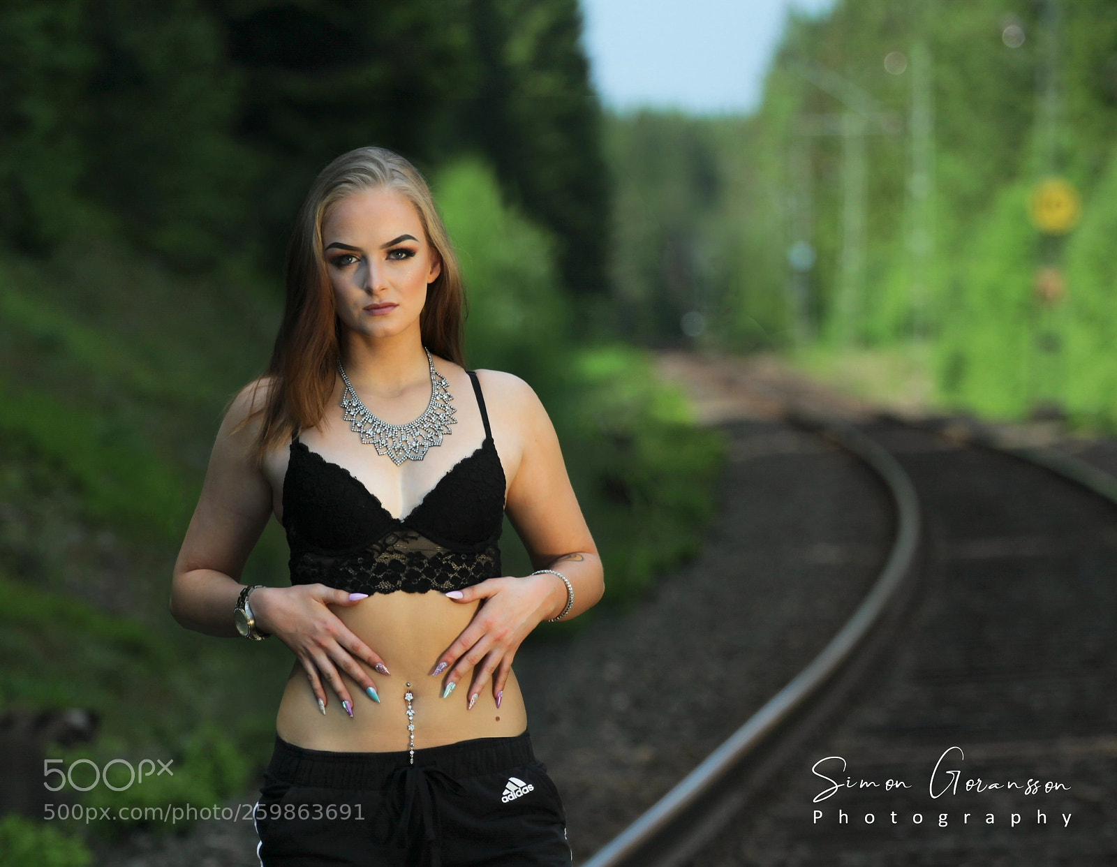 Canon EOS 500D (EOS Rebel T1i / EOS Kiss X3) sample photo. Lovisa photography
