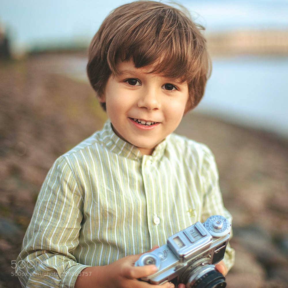 Canon EOS 5D Mark II sample photo. Web photography
