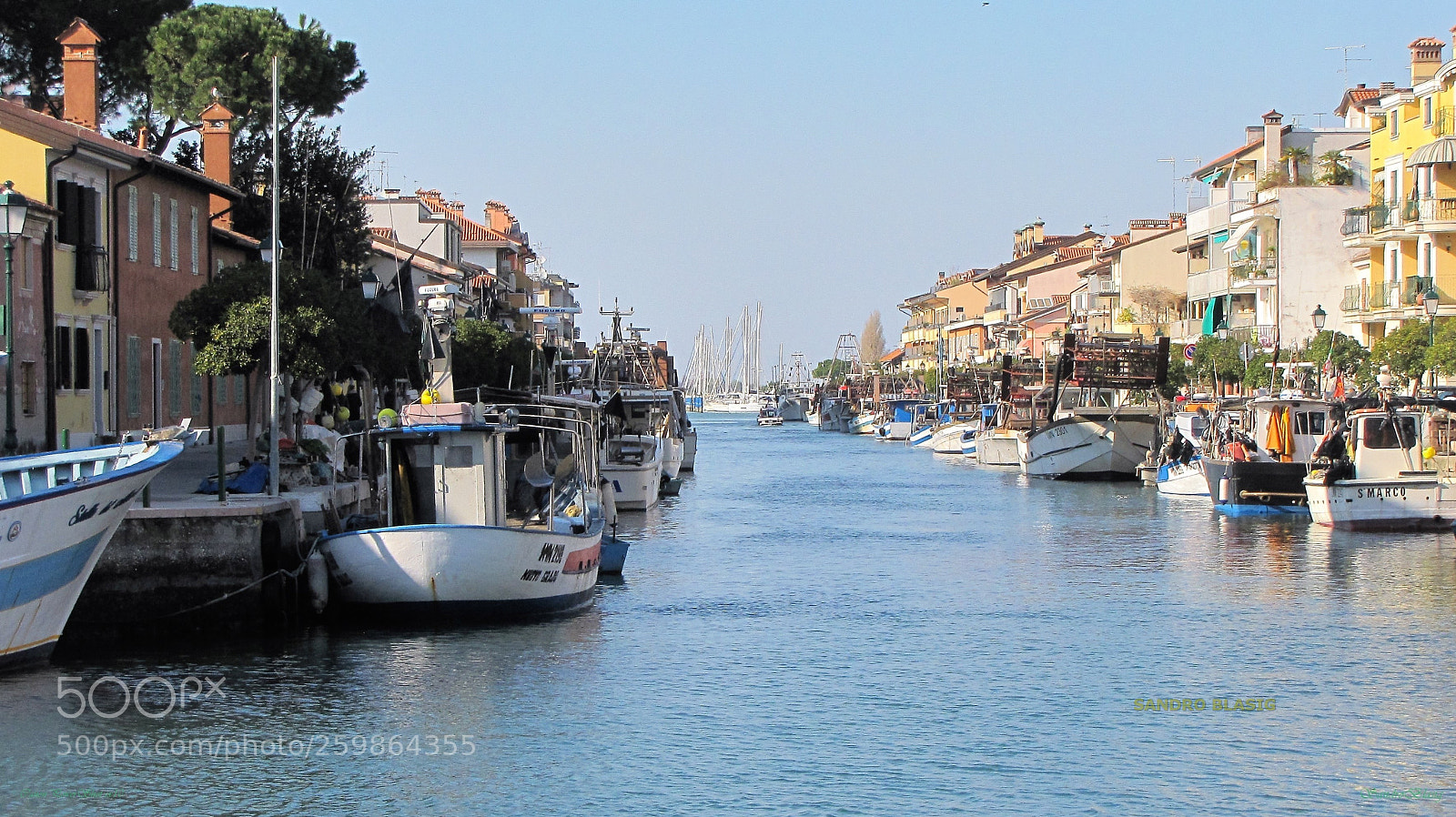 Canon PowerShot SX10 IS sample photo. Grado photography