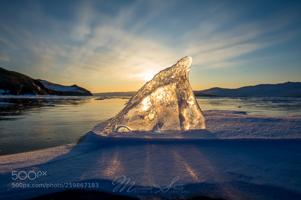 Canon EOS 5D Mark IV sample photo. Shark fin in baikal photography