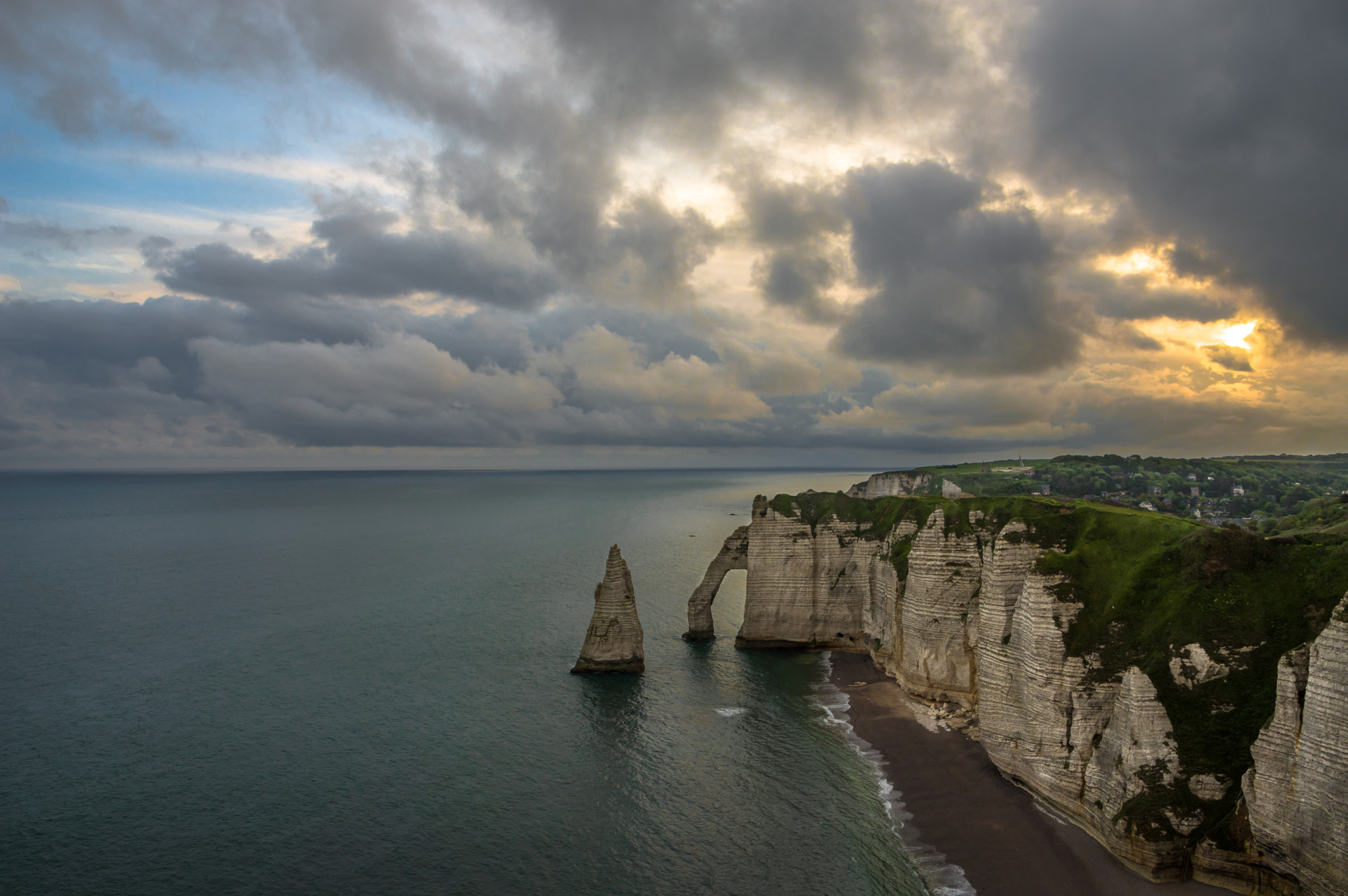 Pentax KP sample photo. Sunrise at etretat photography