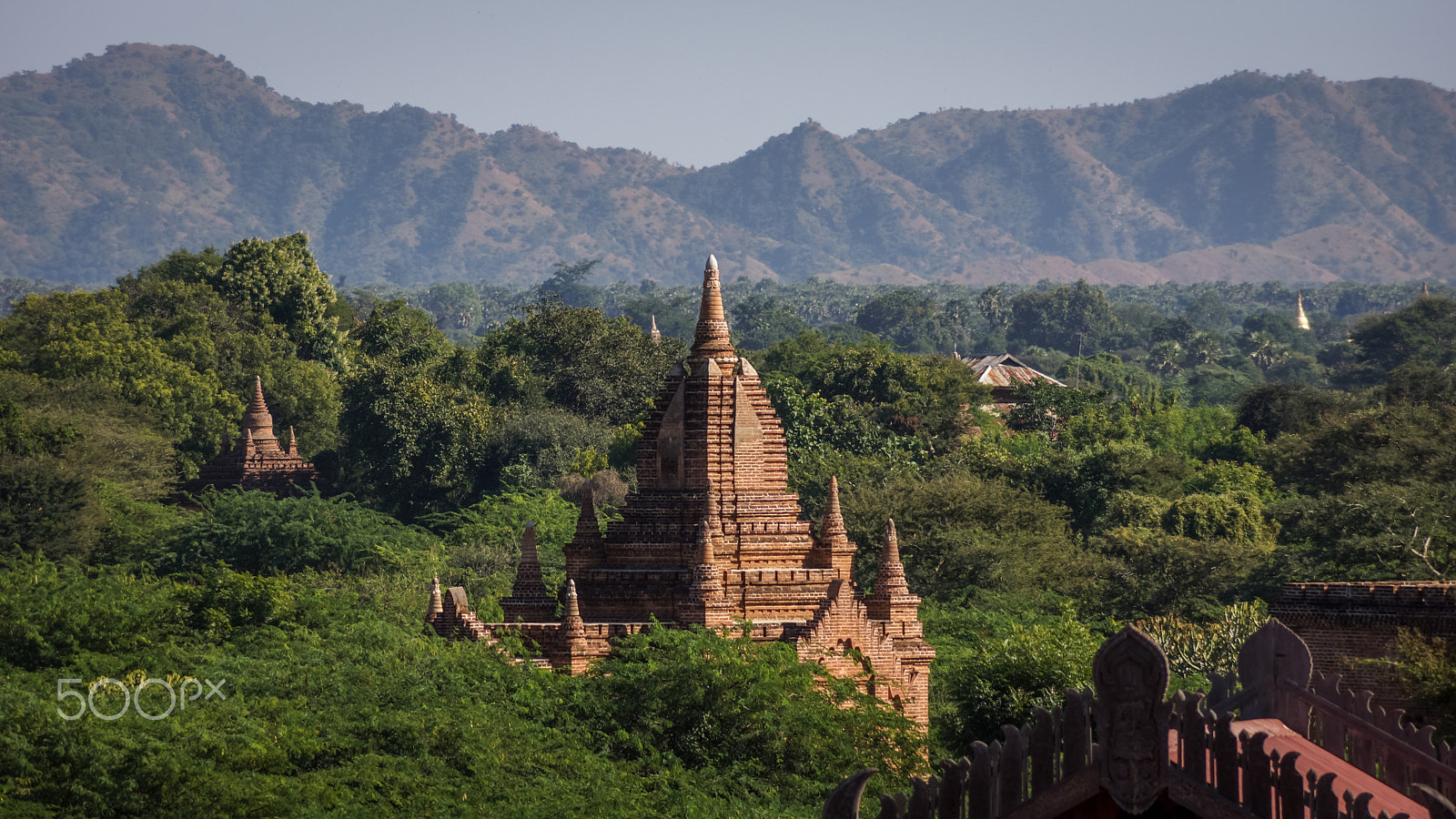 Sony SLT-A65 (SLT-A65V) sample photo. Pagoda view photography