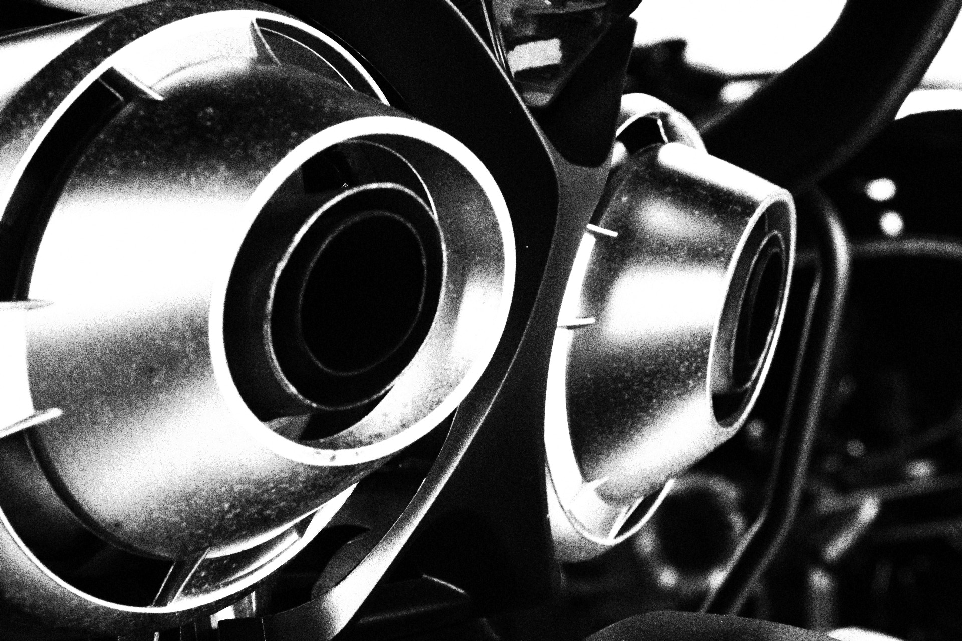 Canon EF-S 17-85mm F4-5.6 IS USM sample photo. Motorcycle particle photography