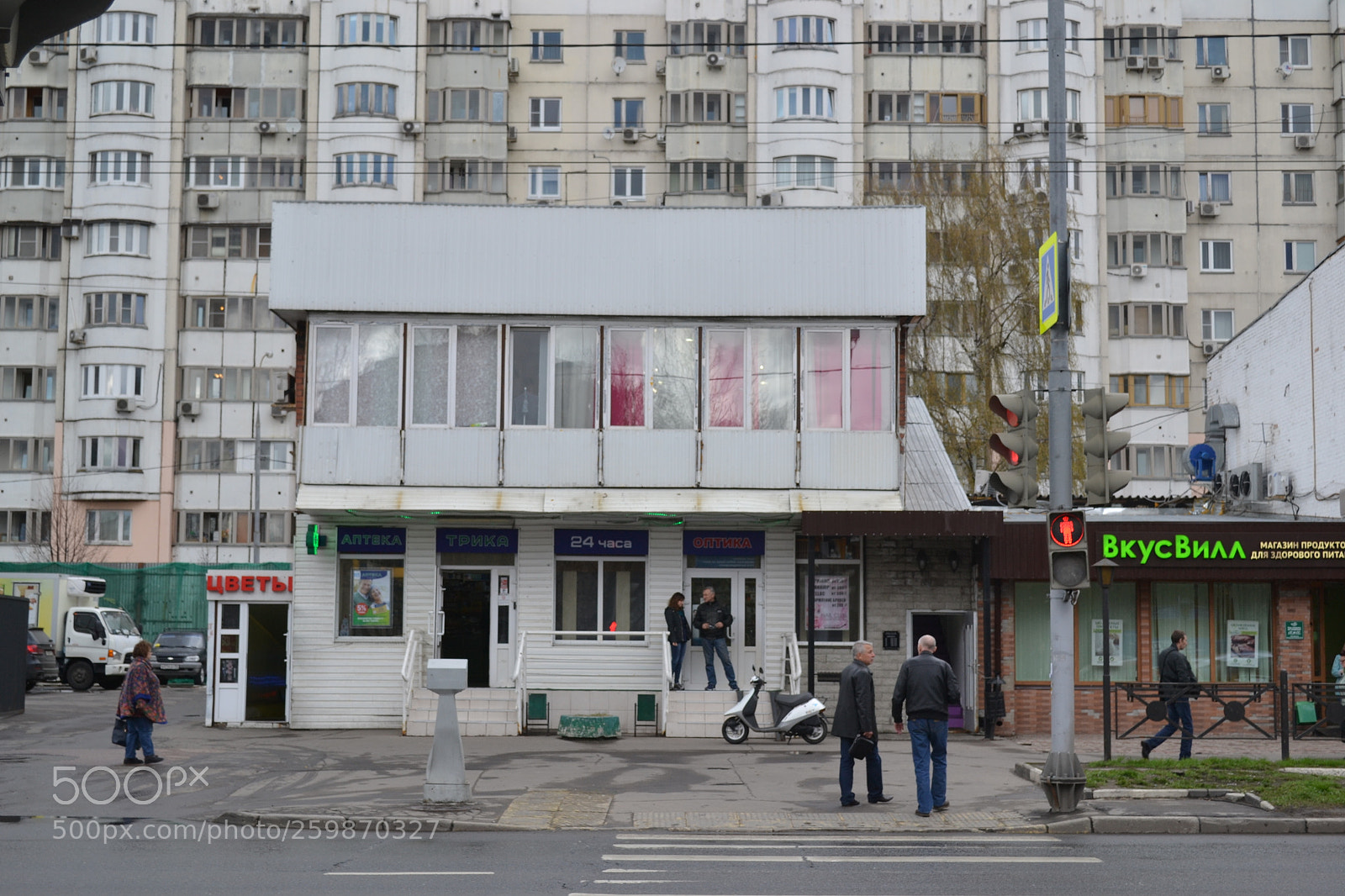 Nikon D3100 sample photo. Normal day photography