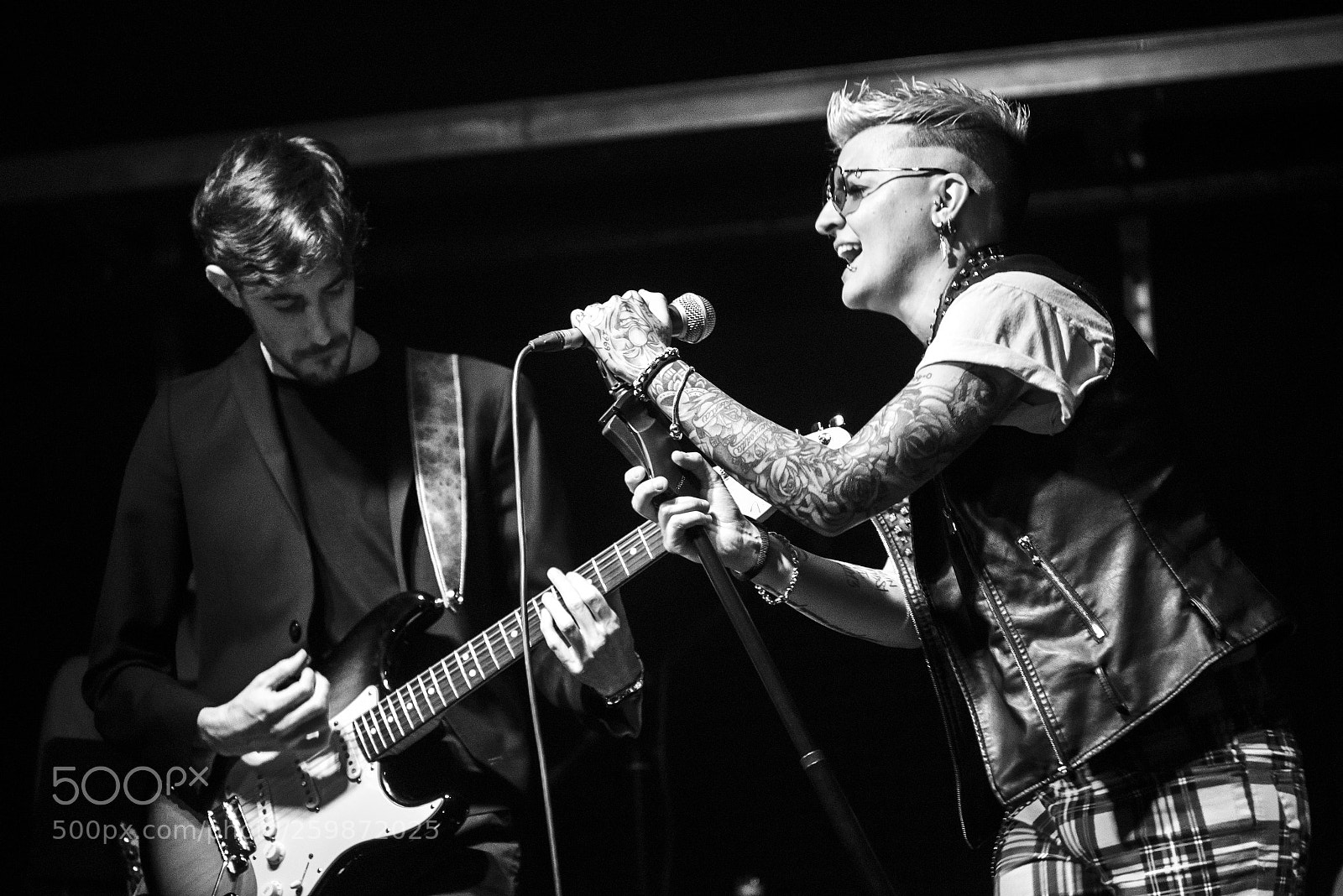 Nikon D750 sample photo. Young rock singer photography
