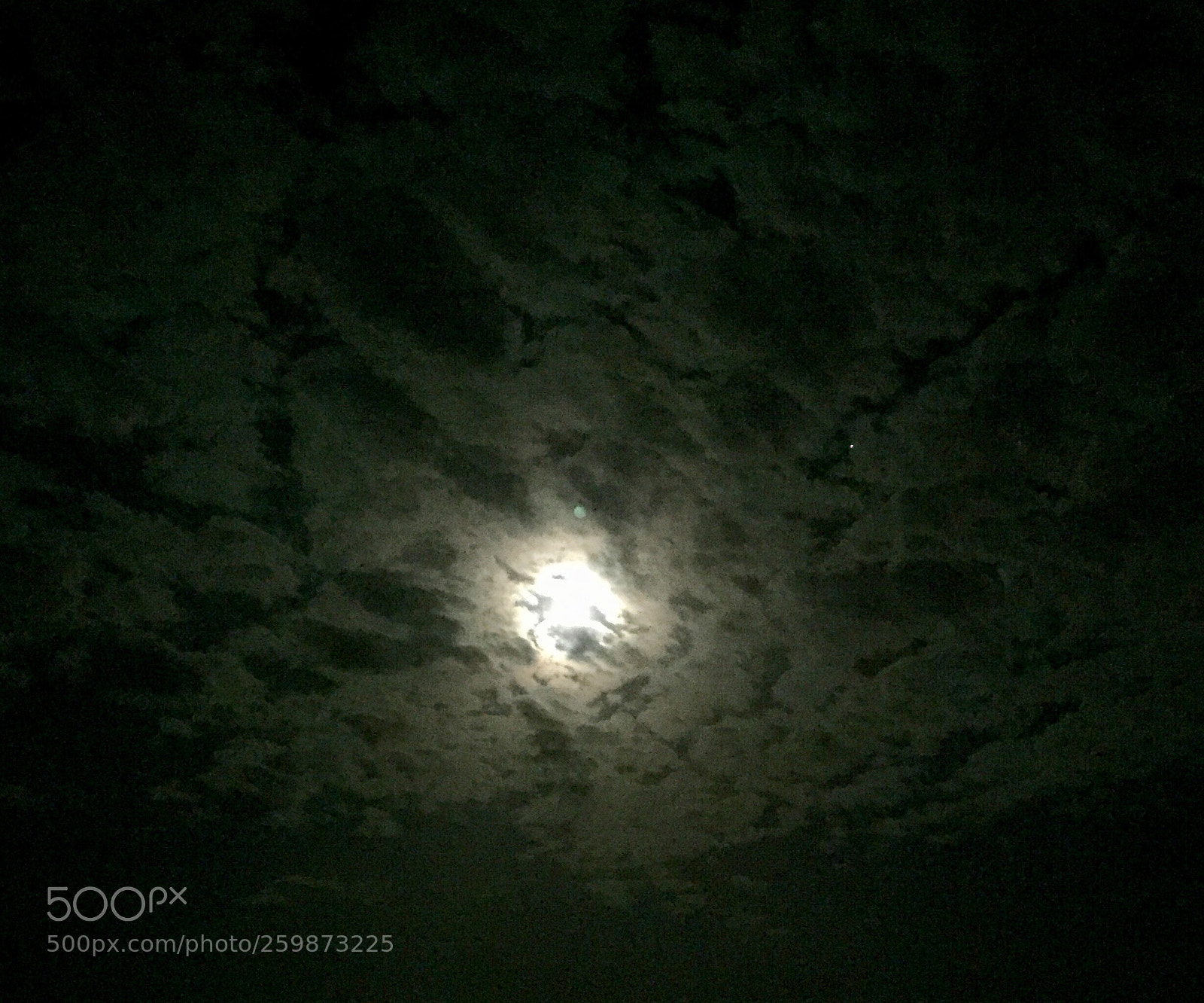 Apple iPhone 6 sample photo. Moon  photography