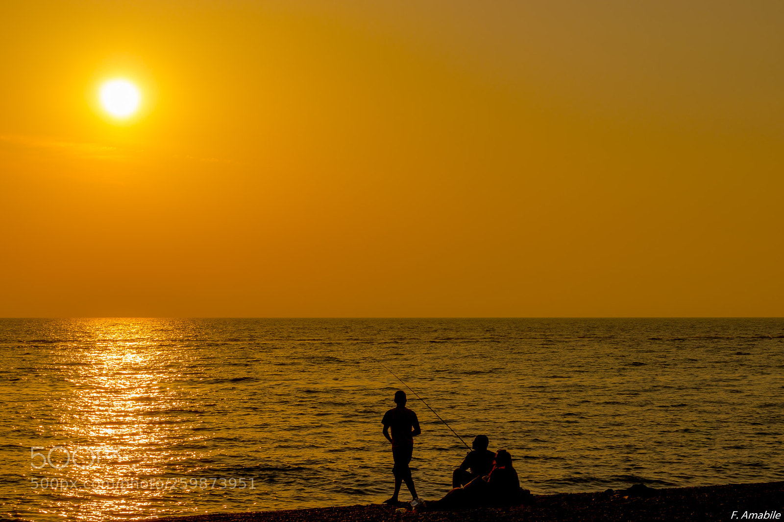 Canon EOS 200D (EOS Rebel SL2 / EOS Kiss X9) sample photo. Fishing at sunset photography