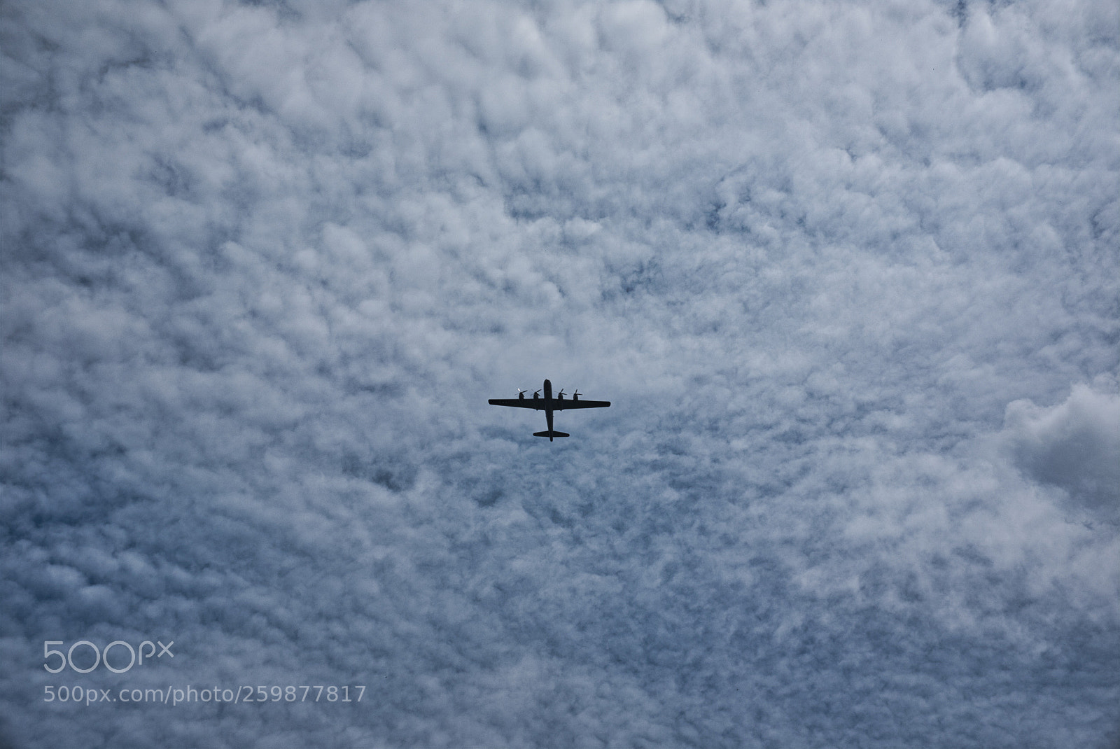 Fujifilm X100F sample photo. B-29 superfortress in a photography