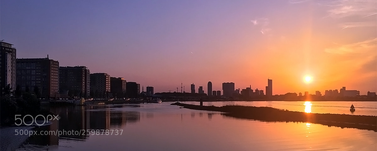 Apple iPhone 6s Plus sample photo. Rotterdam photography