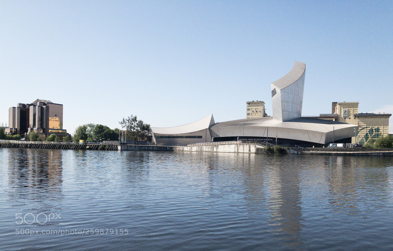 Apple iPhone 8 Plus sample photo. Imperial war museum north photography