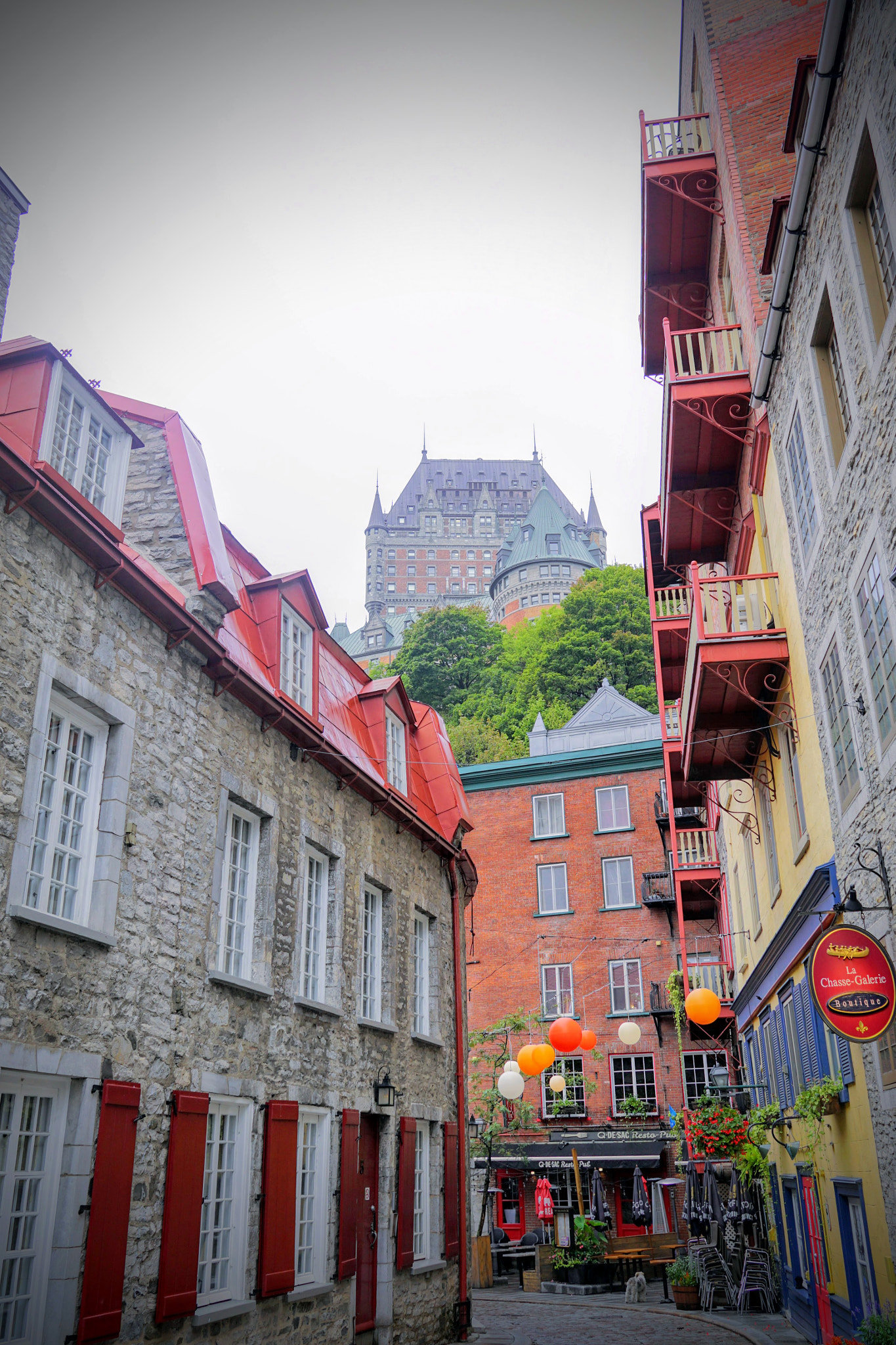 Sony a6300 sample photo. Old montreal photography