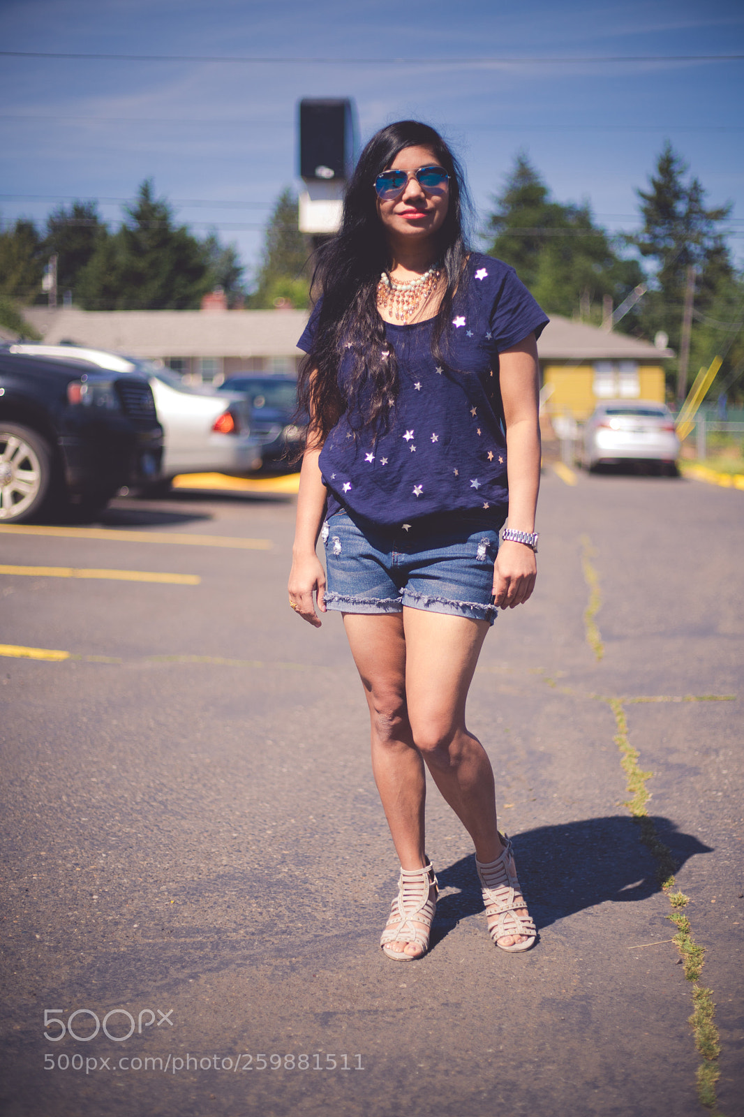 Canon EOS 6D Mark II sample photo. * photography