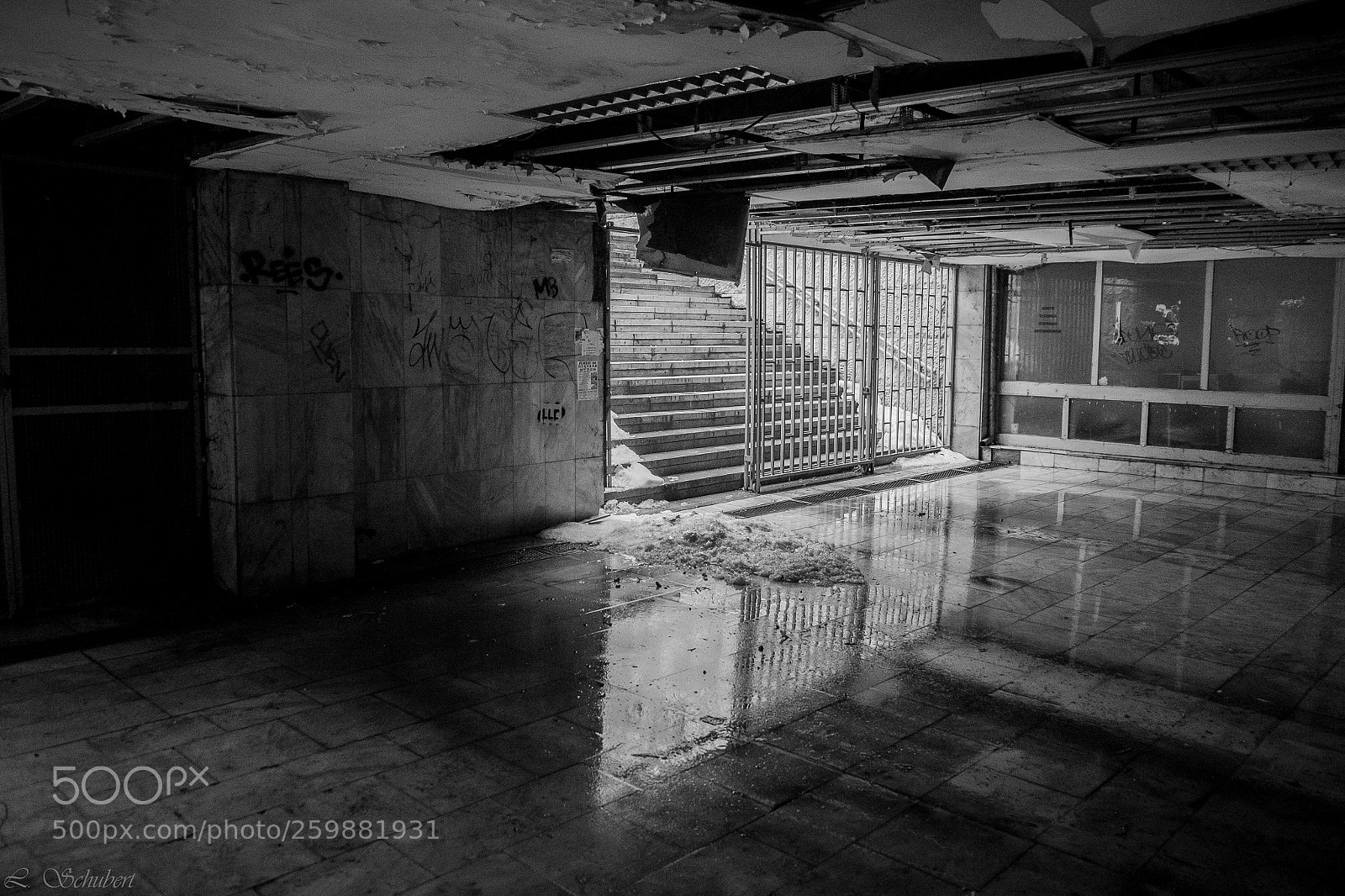 Fujifilm X-T1 sample photo. The passage photography