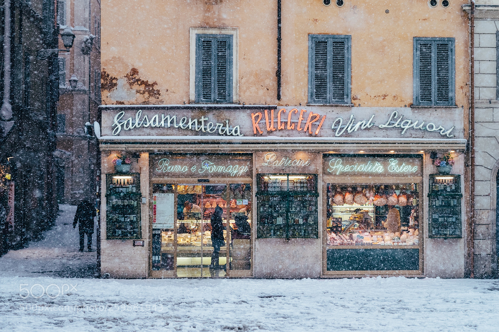 Fujifilm X-T1 sample photo. Snow day in rome photography