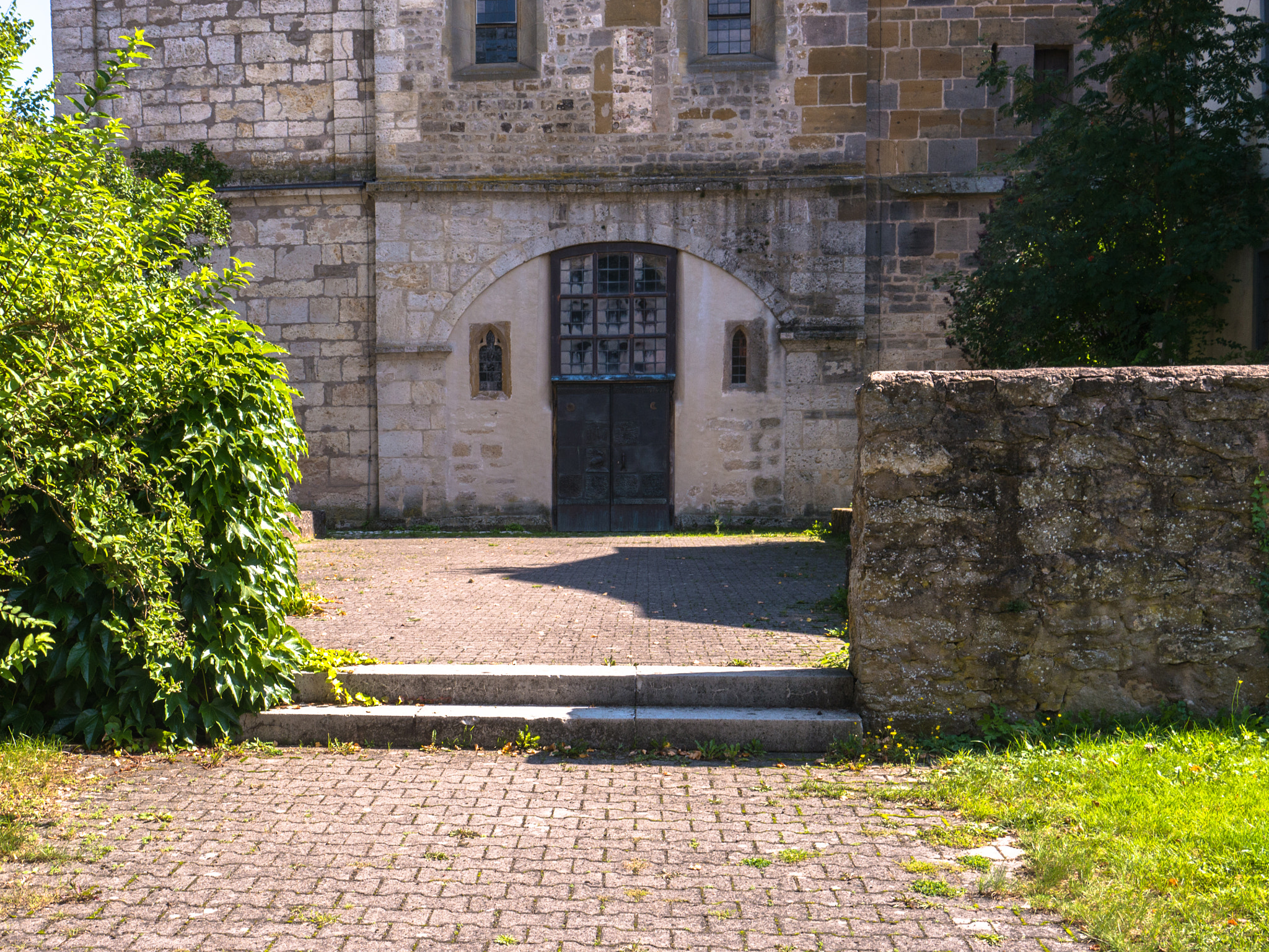 Panasonic Lumix DMC-G5 sample photo. Kirche st. maria auhausen photography