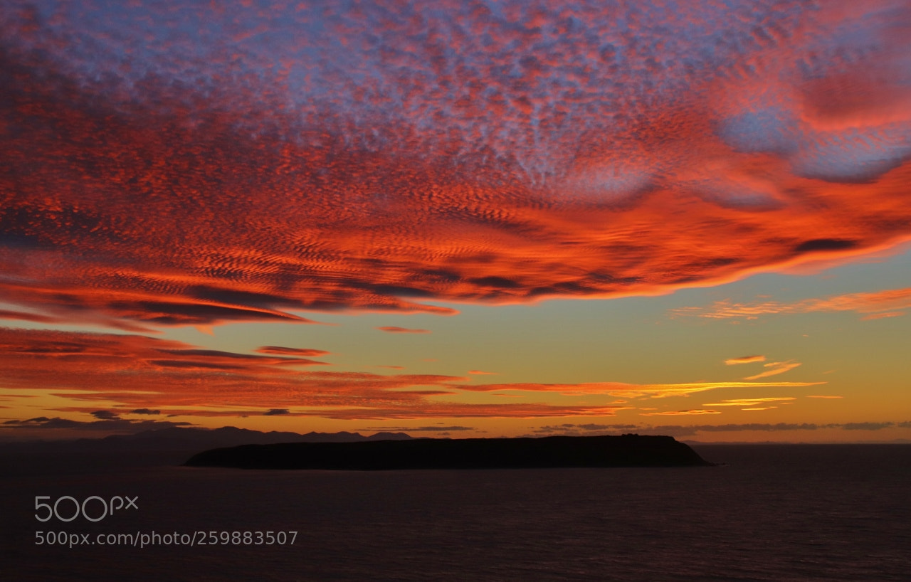 Canon EOS 200D (EOS Rebel SL2 / EOS Kiss X9) sample photo. Sunset over mana island photography