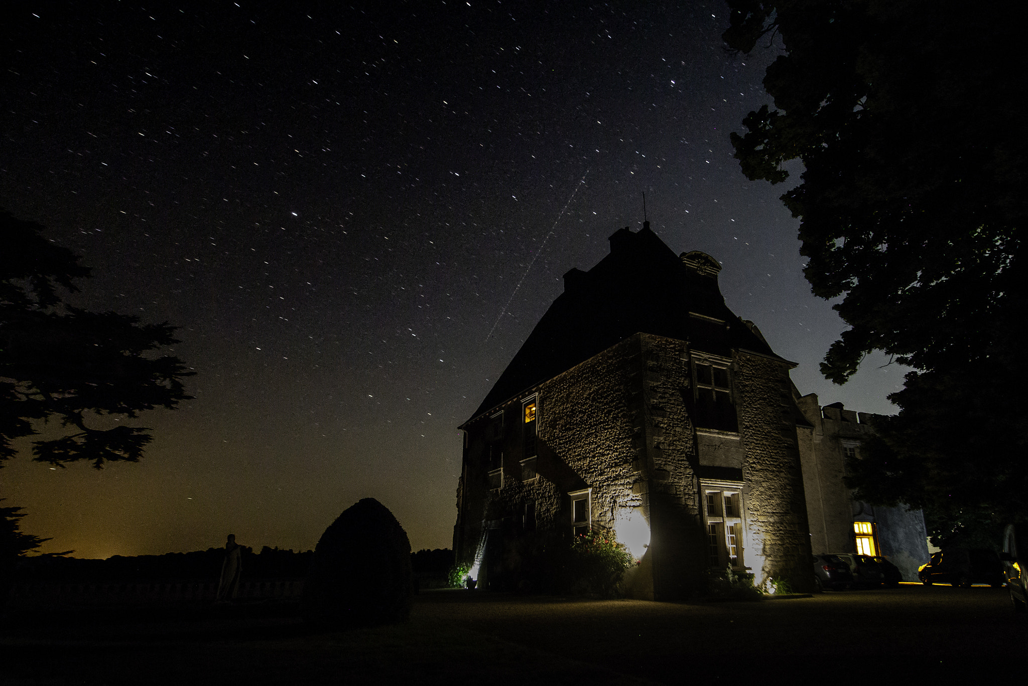 Panasonic Lumix DMC-GX1 sample photo. Montreuil-bonnin's castle photography