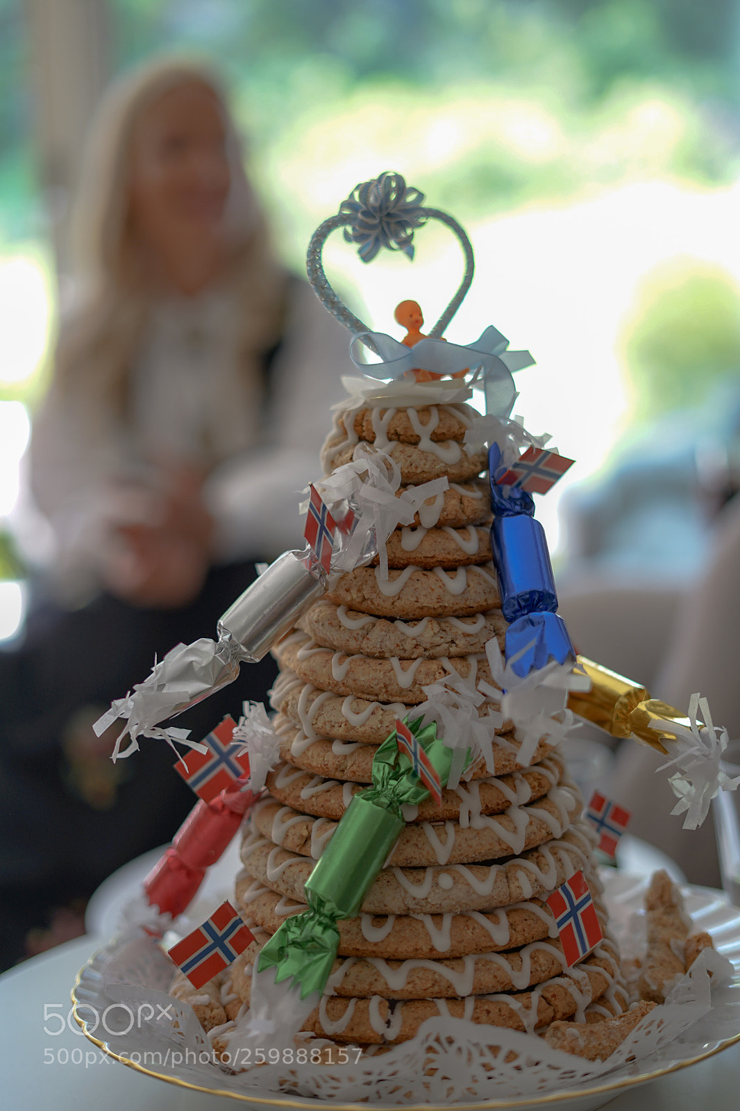 Sony a7 II sample photo. "kransekake" photography