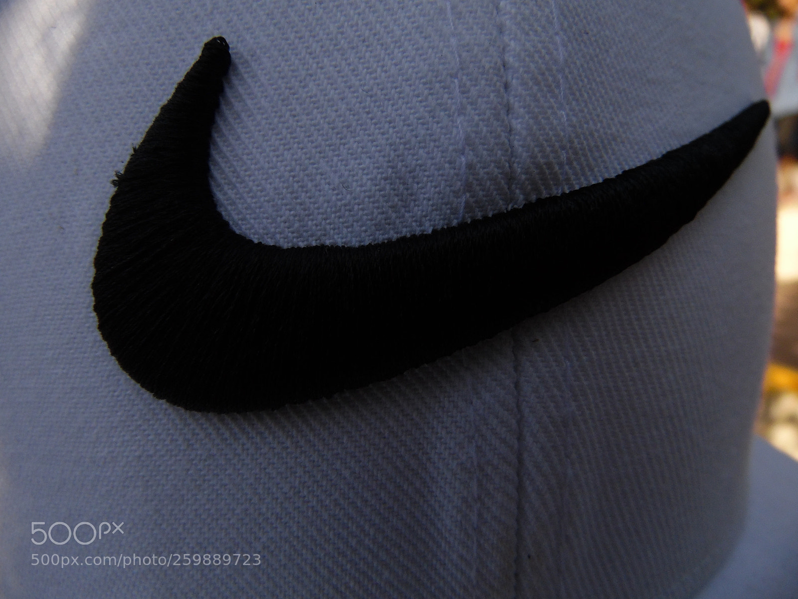 Samsung WB1100F/WB1101F/WB1102F sample photo. "nike" photography