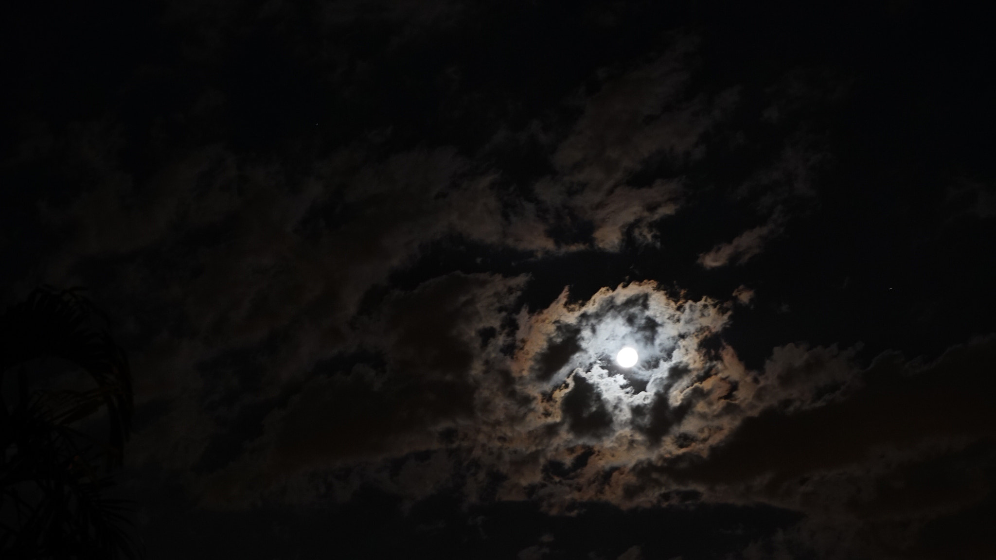 Sony a7S II sample photo. Clouds on fire photography