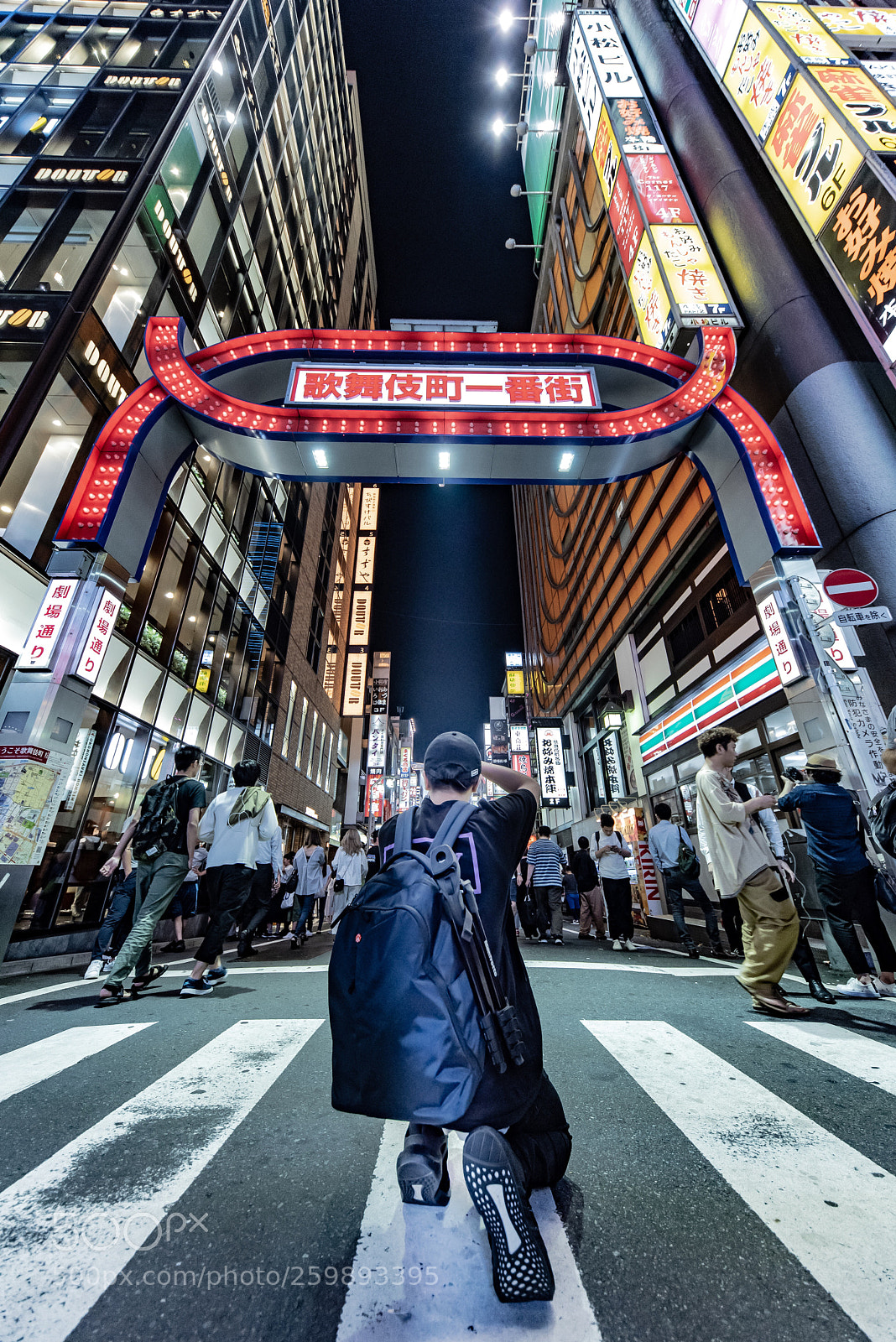 Nikon D750 sample photo. Low urban shooter photography