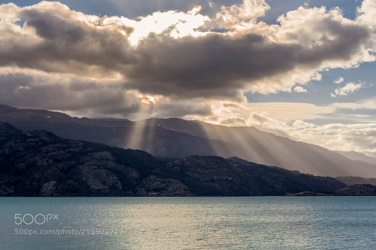 Nikon D500 sample photo. Sunrise through the clouds photography